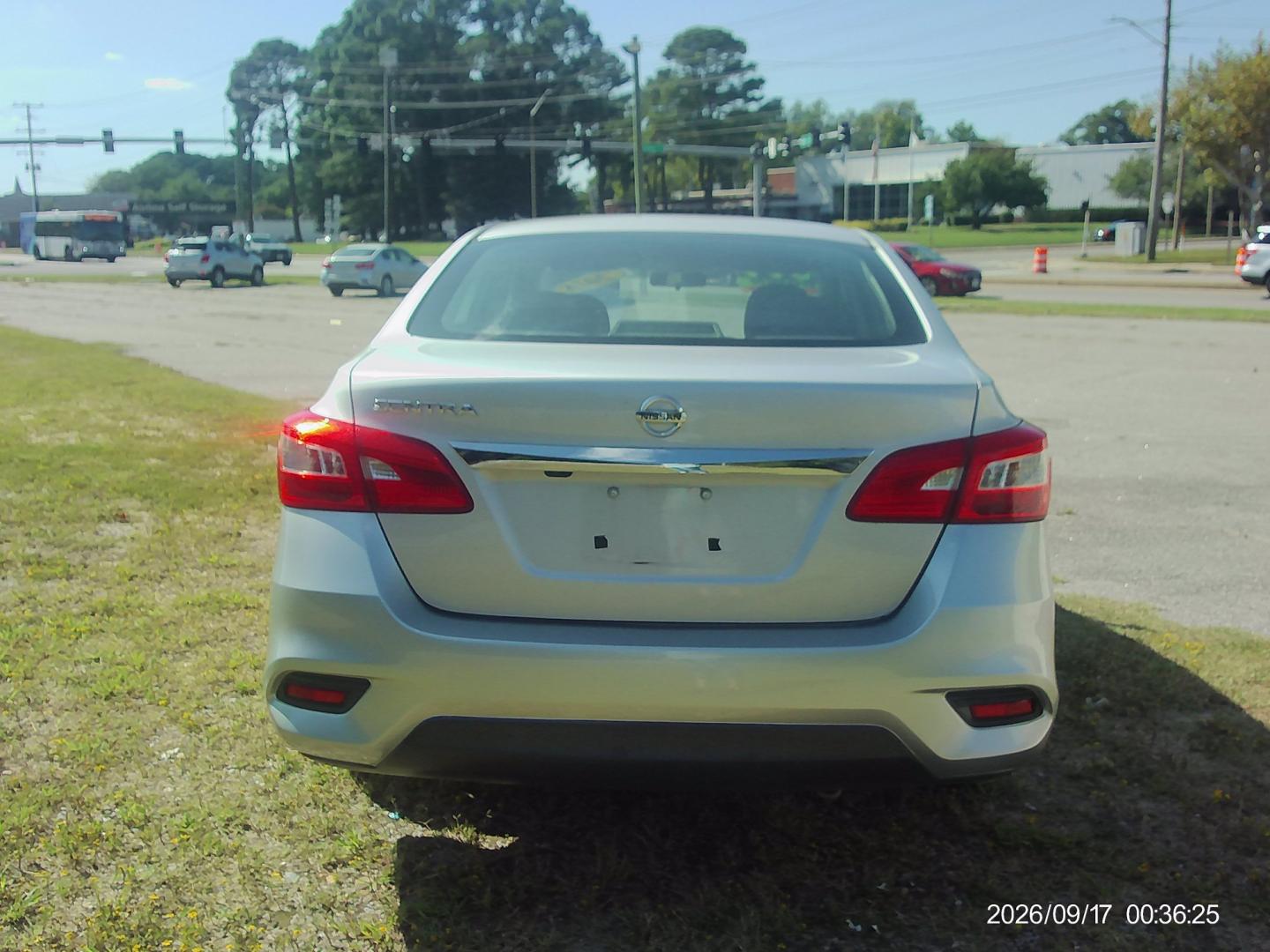 2018 Silver Nissan Sentra S CVT (3N1AB7AP3JY) with an 1.8L L4 SFI DOHC 16V engine, CVT transmission, located at 2553 Airline Blvd, Portsmouth, VA, 23701, (757) 488-8331, 36.813889, -76.357597 - Down Payment: $699 Weekly Payment: $110 APR: 23.9% Repayment Terms: 42 Months ***CALL ELIZABETH SMITH - DIRECTOR OF MARKETING @ 757-488-8331 TO SCHEDULE YOUR APPOINTMENT TODAY AND GET PRE-APPROVED RIGHT OVER THE PHONE***- Photo#6