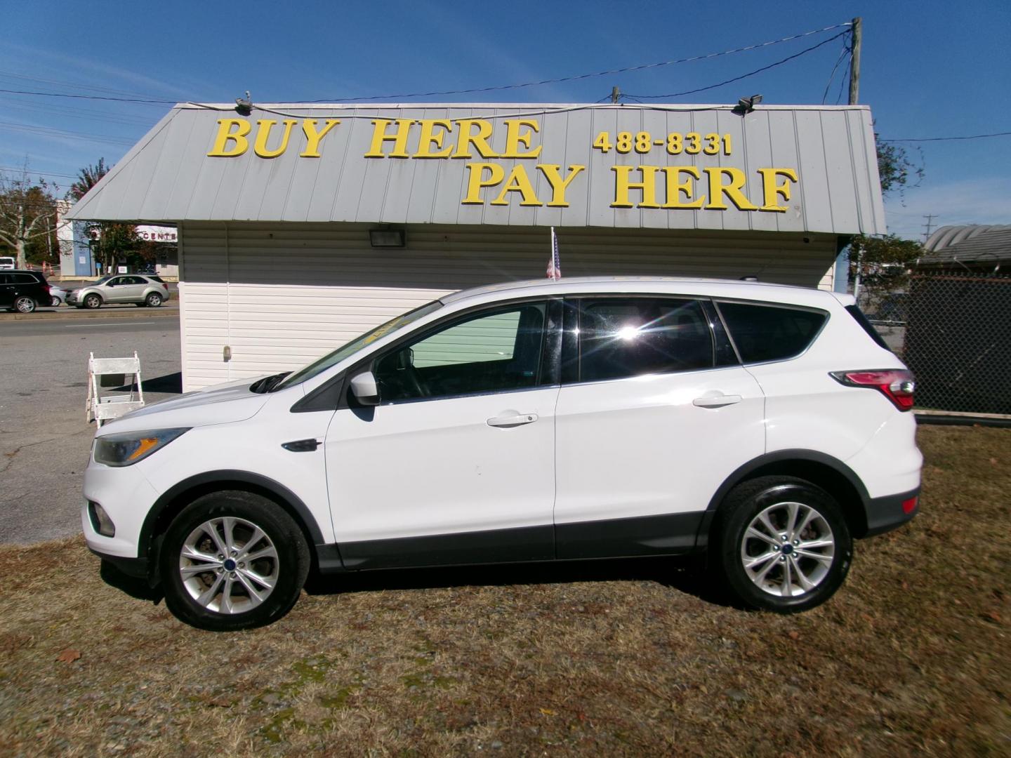 2017 White Ford Escape SE 4WD (1FMCU9GD2HU) with an 1.5L L4 DOHC 16V engine, 6A transmission, located at 2553 Airline Blvd, Portsmouth, VA, 23701, (757) 488-8331, 36.813889, -76.357597 - ***VEHICLE TERMS*** Down Payment: $899 Weekly Payment: $115 APR: 23.9% Repayment Terms: 42 Months *** CALL ELIZABETH SMITH - DIRECTOR OF MARKETING @ 757-488-8331 TO SCHEDULE YOUR APPOINTMENT TODAY AND GET PRE-APPROVED RIGHT OVER THE PHONE*** - Photo#0