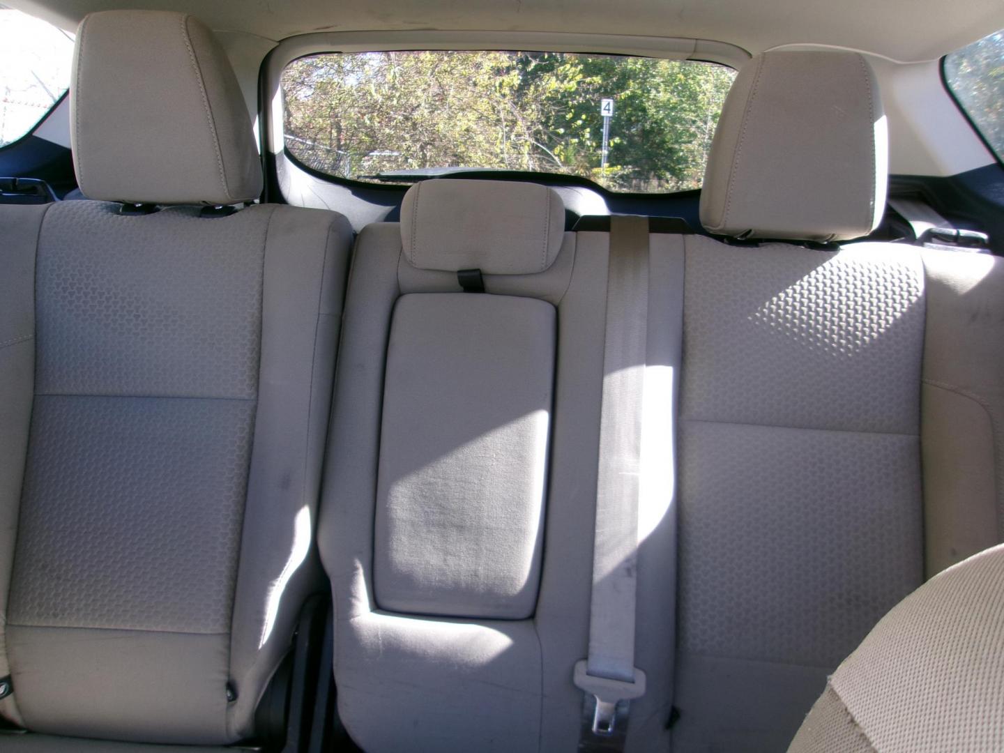 2017 White Ford Escape SE 4WD (1FMCU9GD2HU) with an 1.5L L4 DOHC 16V engine, 6A transmission, located at 2553 Airline Blvd, Portsmouth, VA, 23701, (757) 488-8331, 36.813889, -76.357597 - ***VEHICLE TERMS*** Down Payment: $899 Weekly Payment: $115 APR: 23.9% Repayment Terms: 42 Months *** CALL ELIZABETH SMITH - DIRECTOR OF MARKETING @ 757-488-8331 TO SCHEDULE YOUR APPOINTMENT TODAY AND GET PRE-APPROVED RIGHT OVER THE PHONE*** - Photo#10