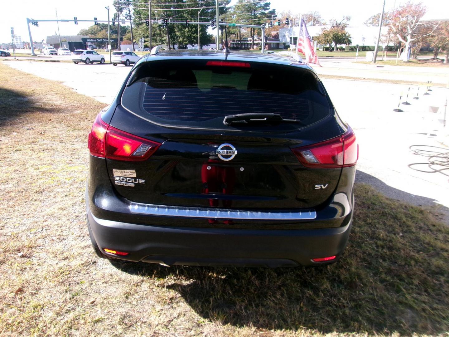 2017 Black Nissan Rogue Sport SL (JN1BJ1CP3HW) with an 2.0L L4 DOHC 16V engine, CVT transmission, located at 2553 Airline Blvd, Portsmouth, VA, 23701, (757) 488-8331, 36.813889, -76.357597 - ***VEHICLE TERMS*** Down Payment: $599 Weekly Payment: $110 APR: 23.9% Repayment Terms: 42 Months *** CALL ELIZABETH SMITH - DIRECTOR OF MARKETING @ 757-488-8331 TO SCHEDULE YOUR APPOINTMENT TODAY AND GET PRE-APPROVED RIGHT OVER THE PHONE*** - Photo#6