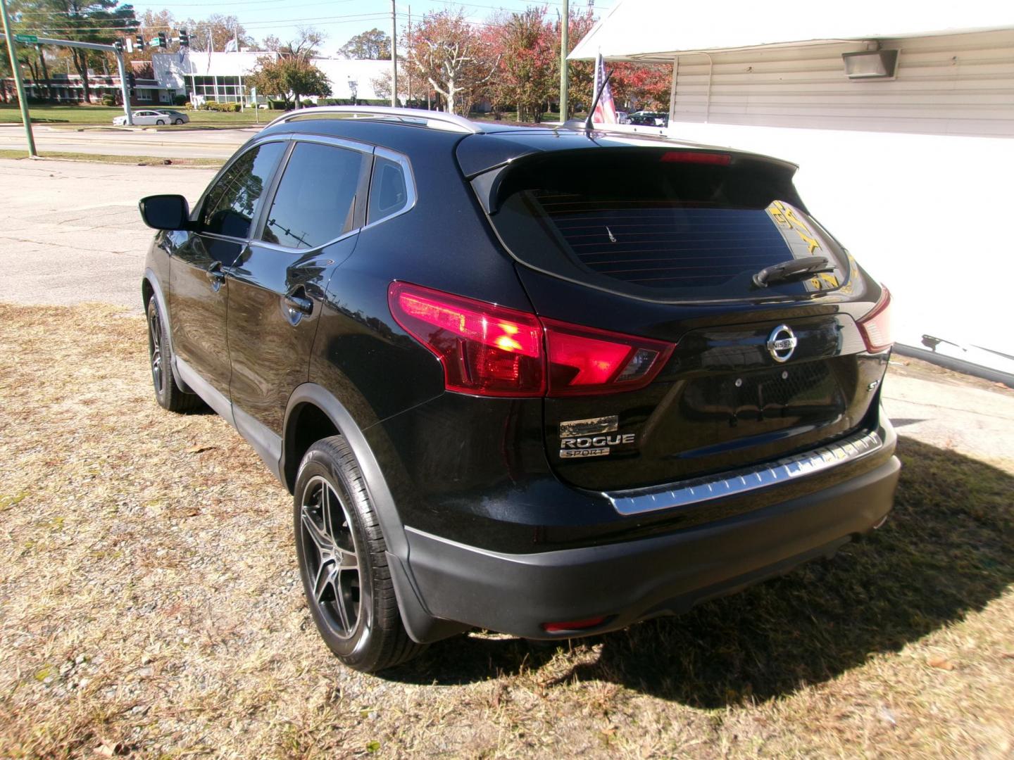 2017 Black Nissan Rogue Sport SL (JN1BJ1CP3HW) with an 2.0L L4 DOHC 16V engine, CVT transmission, located at 2553 Airline Blvd, Portsmouth, VA, 23701, (757) 488-8331, 36.813889, -76.357597 - ***VEHICLE TERMS*** Down Payment: $599 Weekly Payment: $110 APR: 23.9% Repayment Terms: 42 Months *** CALL ELIZABETH SMITH - DIRECTOR OF MARKETING @ 757-488-8331 TO SCHEDULE YOUR APPOINTMENT TODAY AND GET PRE-APPROVED RIGHT OVER THE PHONE*** - Photo#7