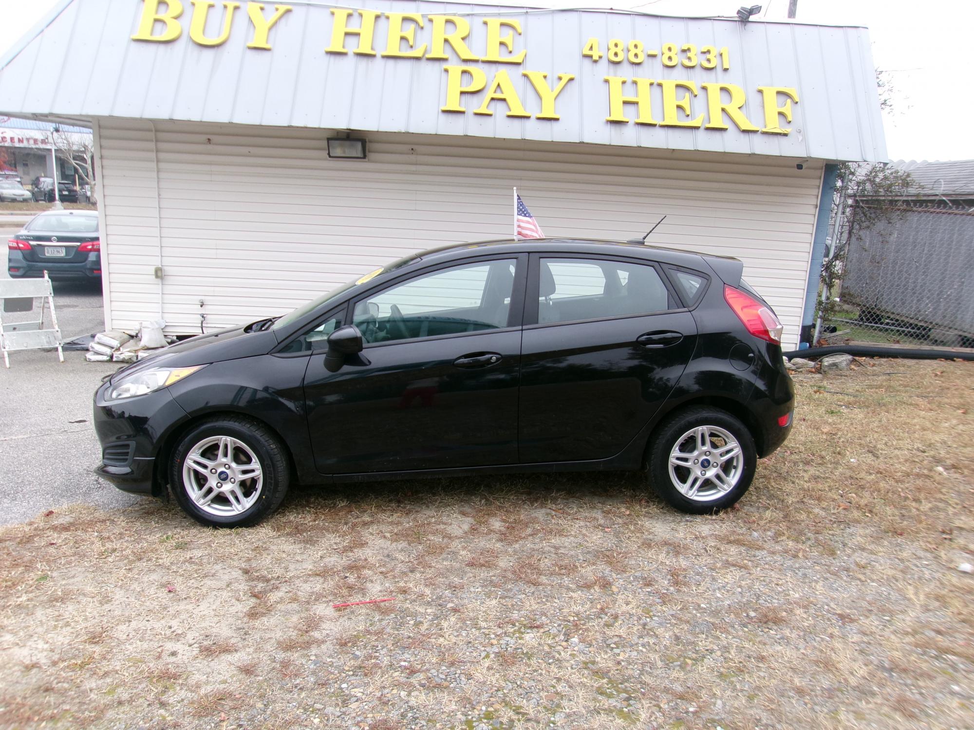 photo of 2019 Ford Fiesta SE Hatchback