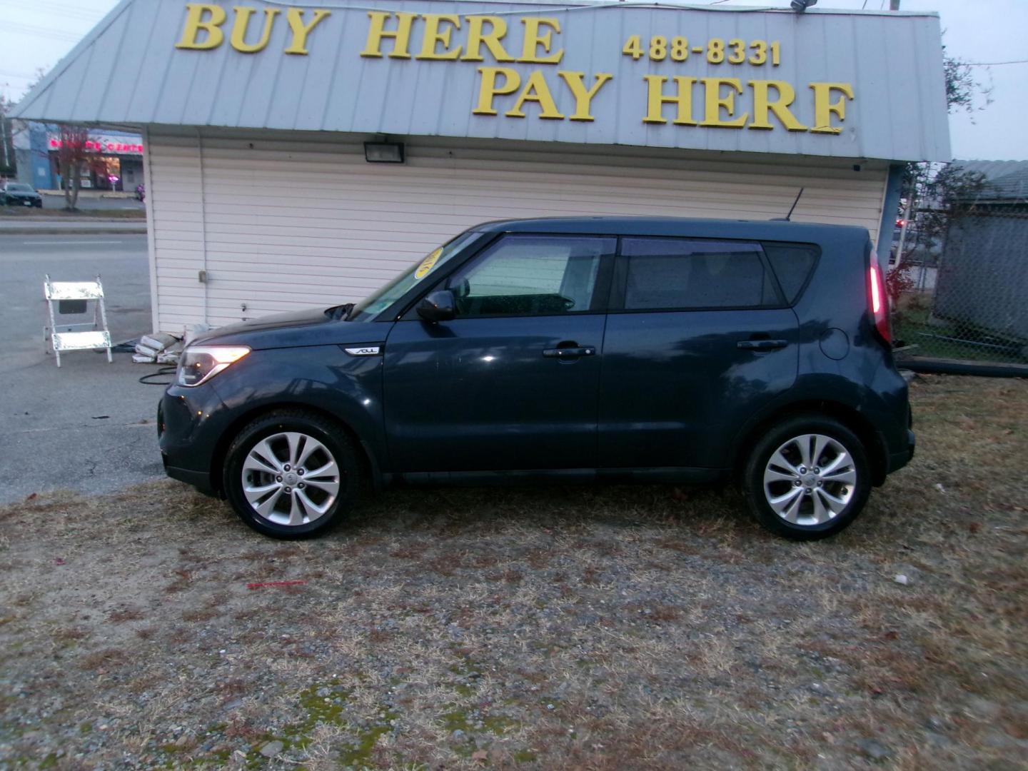 2016 Blue Kia Soul + (KNDJP3A58G7) with an 2.0L L4 DOHC 16V engine, 6A transmission, located at 2553 Airline Blvd, Portsmouth, VA, 23701, (757) 488-8331, 36.813889, -76.357597 - ***VEHICLE TERMS*** Down Payment: $799 Weekly Payment: $105 APR: 23.9% Repayment Terms: 42 Months *** CALL ELIZABETH SMITH - DIRECTOR OF MARKETING @ 757-488-8331 TO SCHEDULE YOUR APPOINTMENT TODAY AND GET PRE-APPROVED RIGHT OVER THE PHONE*** - Photo#0
