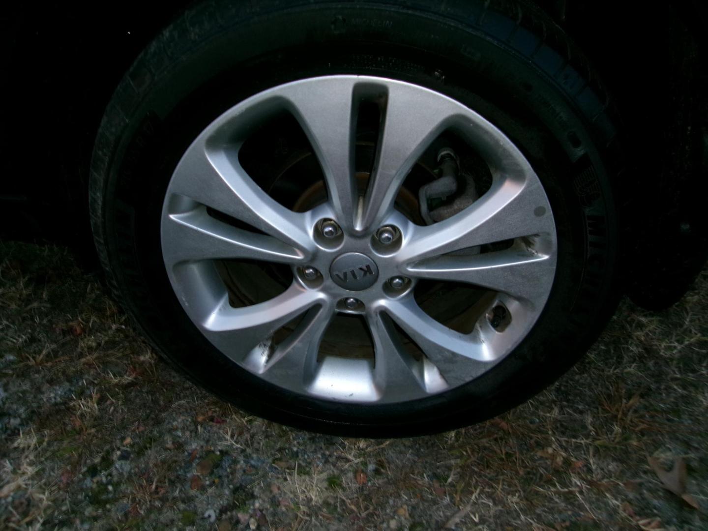 2016 Blue Kia Soul + (KNDJP3A58G7) with an 2.0L L4 DOHC 16V engine, 6A transmission, located at 2553 Airline Blvd, Portsmouth, VA, 23701, (757) 488-8331, 36.813889, -76.357597 - ***VEHICLE TERMS*** Down Payment: $799 Weekly Payment: $105 APR: 23.9% Repayment Terms: 42 Months *** CALL ELIZABETH SMITH - DIRECTOR OF MARKETING @ 757-488-8331 TO SCHEDULE YOUR APPOINTMENT TODAY AND GET PRE-APPROVED RIGHT OVER THE PHONE*** - Photo#8