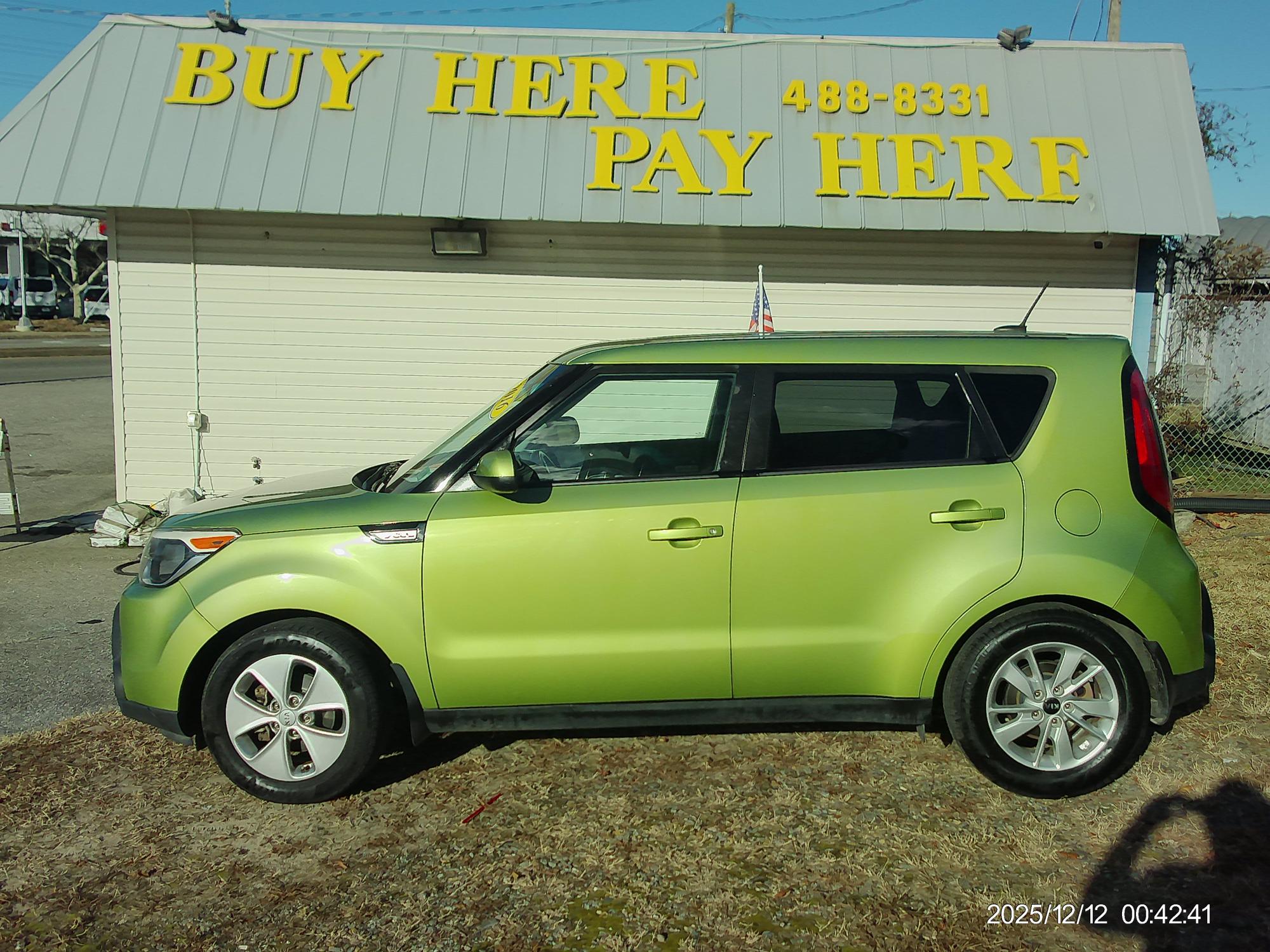 photo of 2016 Kia Soul Base 6A