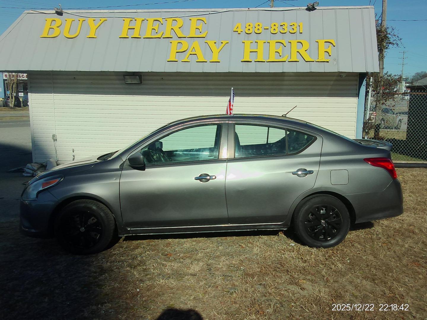2016 Gray Nissan Versa 1.6 S 5M (3N1CN7AP0GL) with an 1.6L L4 DOHC 16V engine, 5M transmission, located at 2553 Airline Blvd, Portsmouth, VA, 23701, (757) 488-8331, 36.813889, -76.357597 - ***VEHICLE TERMS*** Down Payment: $599 Weekly Payment: $85 APR: 23.9% Repayment Terms: 42 Months *** CALL ELIZABETH SMITH - DIRECTOR OF MARKETING @ 757-488-8331 TO SCHEDULE YOUR APPOINTMENT TODAY AND GET PRE-APPROVED RIGHT OVER THE PHONE*** - Photo#0