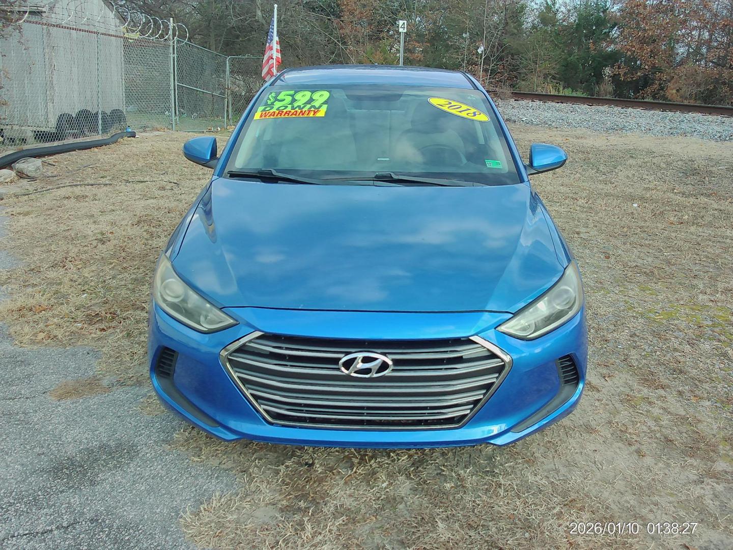 2018 Hyundai Elantra Limited (5NPD84LF0JH) with an 1.8L L4 DOHC 16V engine, 6A transmission, located at 2553 Airline Blvd, Portsmouth, VA, 23701, (757) 488-8331, 36.813889, -76.357597 - Photo#2