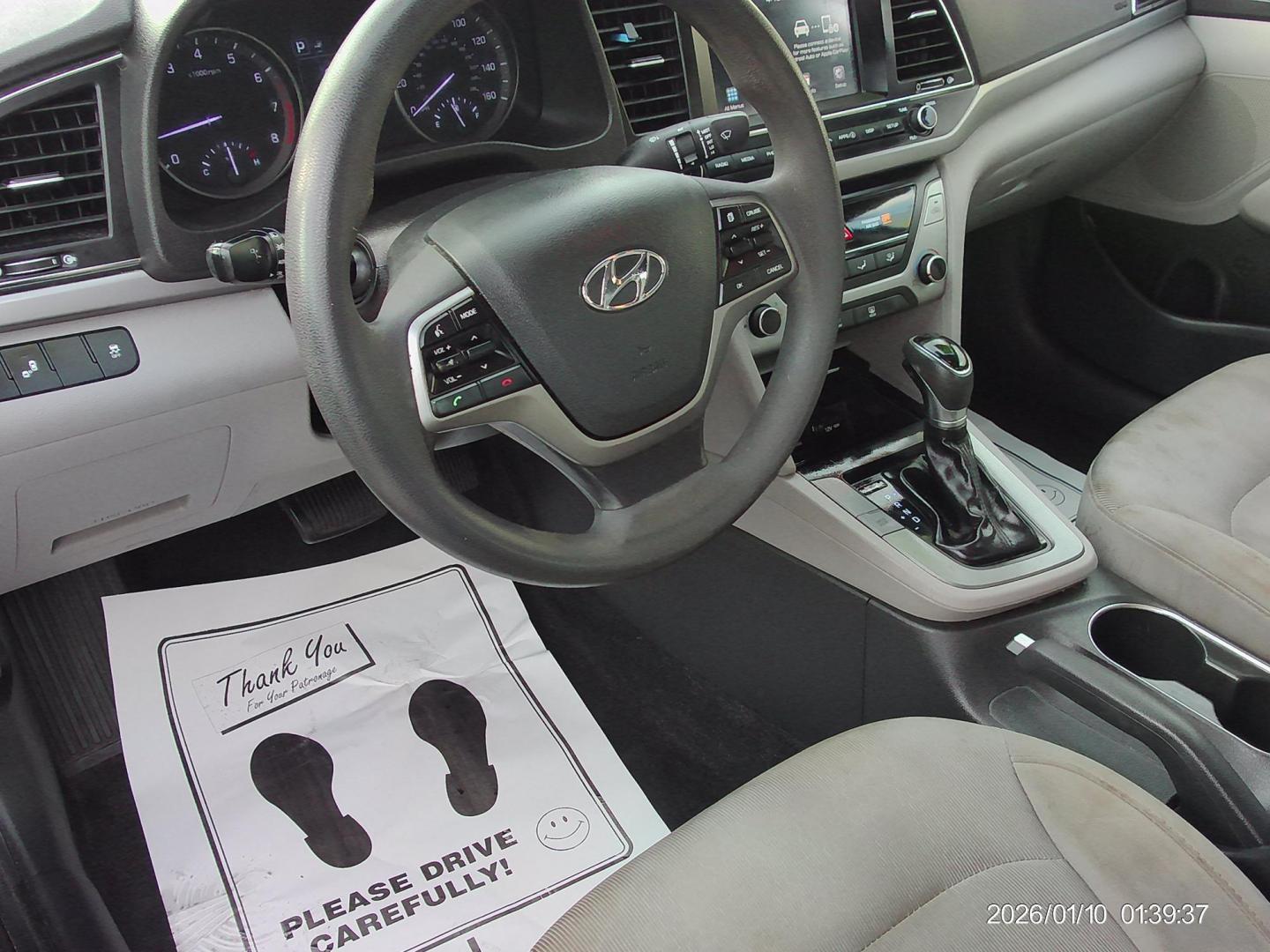 2018 Hyundai Elantra Limited (5NPD84LF0JH) with an 1.8L L4 DOHC 16V engine, 6A transmission, located at 2553 Airline Blvd, Portsmouth, VA, 23701, (757) 488-8331, 36.813889, -76.357597 - Photo#9