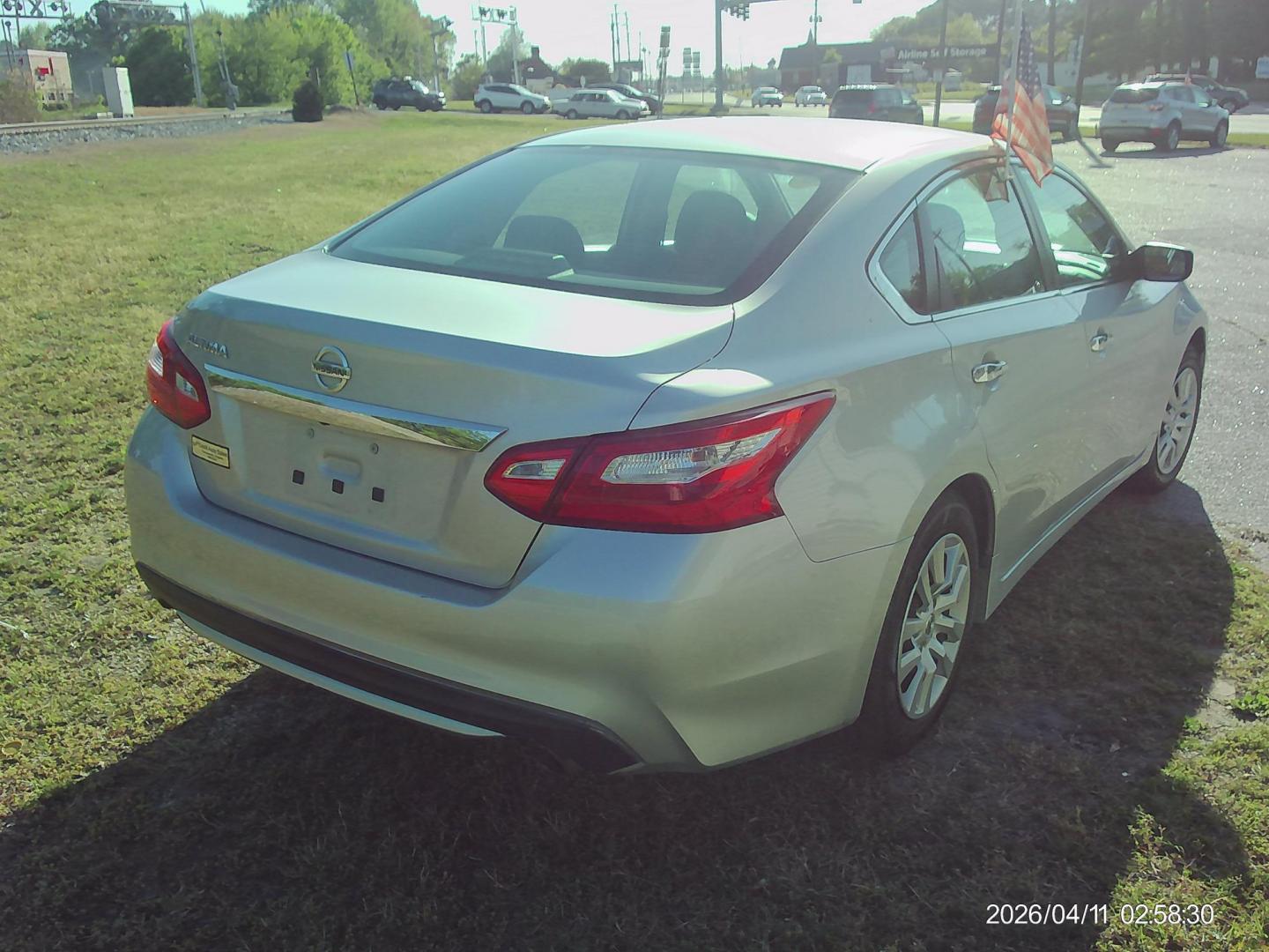 2016 Nissan Altima 2.5 SL (1N4AL3APXGC) with an 2.5L L4 DOHC 16V engine, CVT transmission, located at 2553 Airline Blvd, Portsmouth, VA, 23701, (757) 488-8331, 36.813889, -76.357597 - ***VEHICLE TERMS*** Down Payment: $999 Weekly Payment: $110 APR: 23.9% Repayment Terms: 42 Months *** CALL ELIZABETH SMITH - DIRECTOR OF MARKETING @ 757-488-8331 TO SCHEDULE YOUR APPOINTMENT TODAY AND GET PRE-APPROVED RIGHT OVER THE PHONE*** - Photo#5