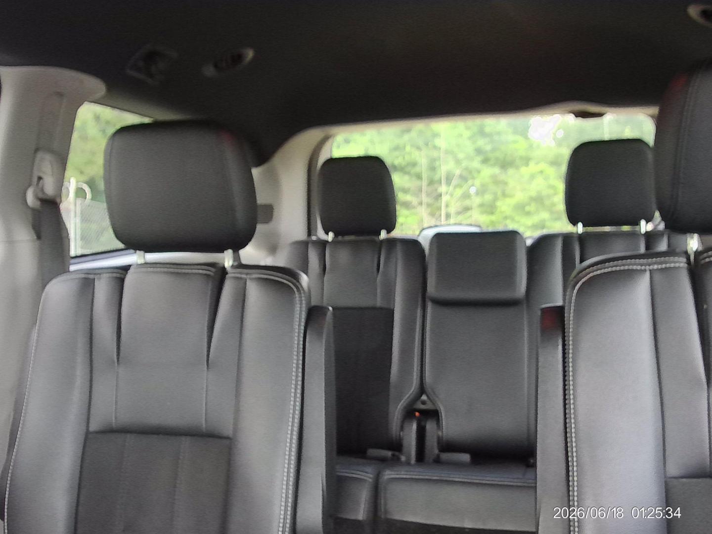 2019 White Dodge Grand Caravan SXT (2C4RDGCG9KR) with an 3.6L V6 DOHC 24V engine, 6A transmission, located at 2553 Airline Blvd, Portsmouth, VA, 23701, (757) 488-8331, 36.813889, -76.357597 - ***VEHICLE TERMS*** Down Payment: $999 Weekly Payment: $120 APR: 23.9% Repayment Terms: 42 Months *** CALL ELIZABETH SMITH - DIRECTOR OF MARKETING @ 757-488-8331 TO SCHEDULE YOUR APPOINTMENT TODAY AND GET PRE-APPROVED RIGHT OVER THE PHONE*** - Photo#7