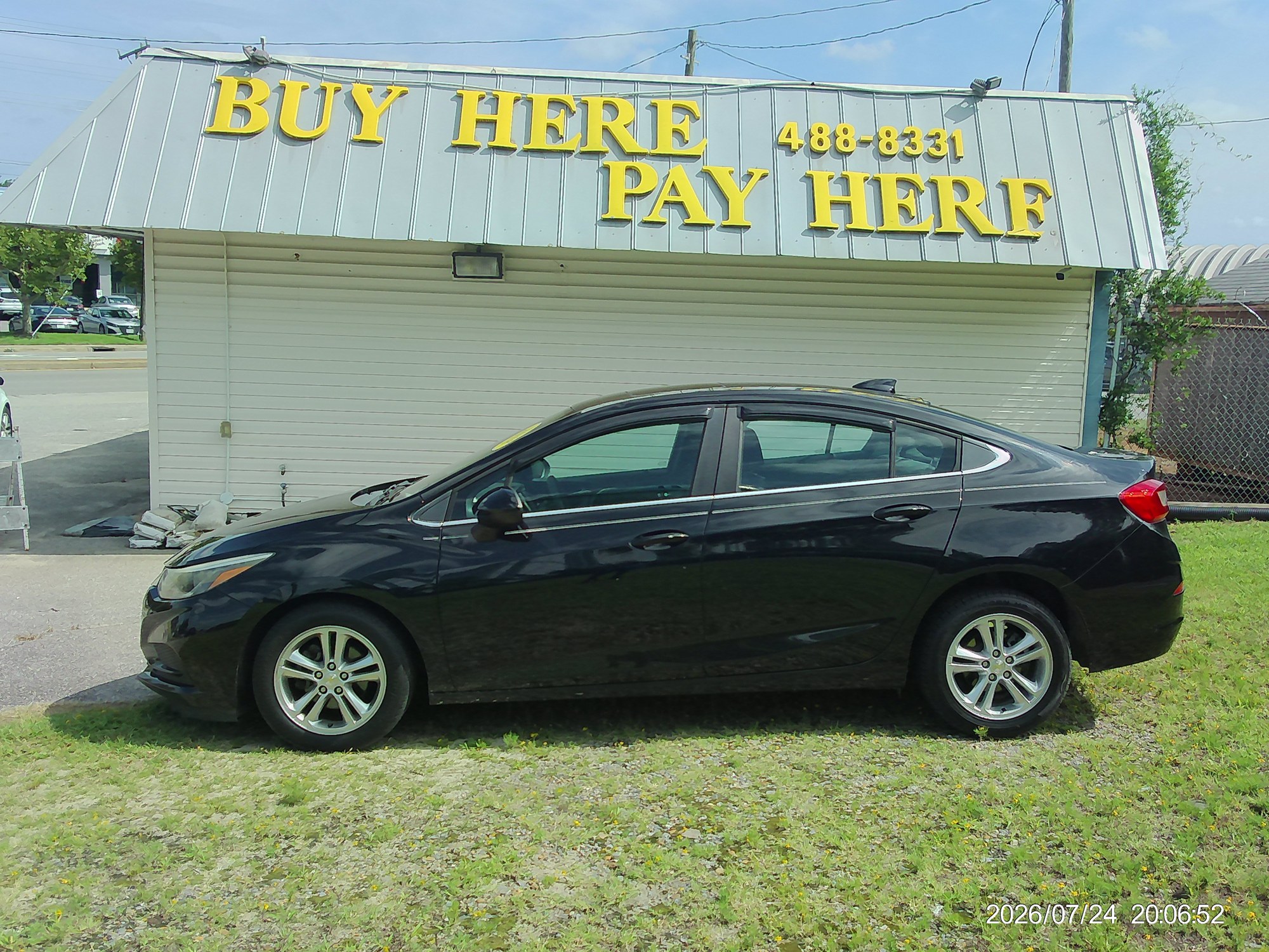 photo of 2018 Chevrolet Cruze LT Auto