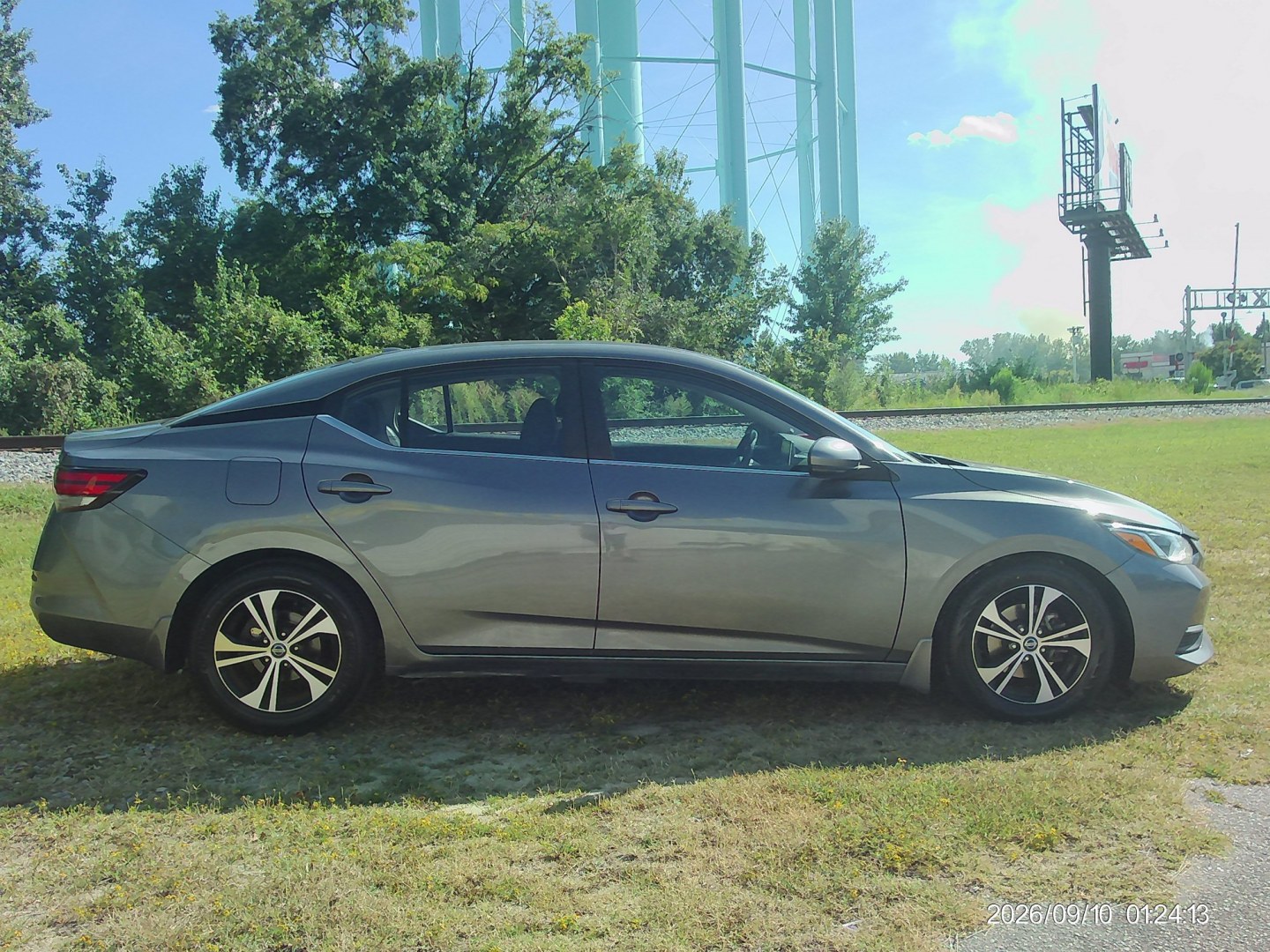 2020 Gray Nissan Sentra SV (3N1AB8CVXLY) with an 1.8L L4 SFI DOHC 16V engine, CVT transmission, located at 2553 Airline Blvd, Portsmouth, VA, 23701, (757) 488-8331, 36.813889, -76.357597 - ***VEHICLE TERMS*** Down Payment: $1499 Weekly Payment: $125 APR: 23.9% Repayment Terms: 42 Months *** CALL ELIZABETH SMITH - DIRECTOR OF MARKETING @ 757-488-8331 TO SCHEDULE YOUR APPOINTMENT TODAY AND GET PRE-APPROVED RIGHT OVER THE PHONE***- Photo#4