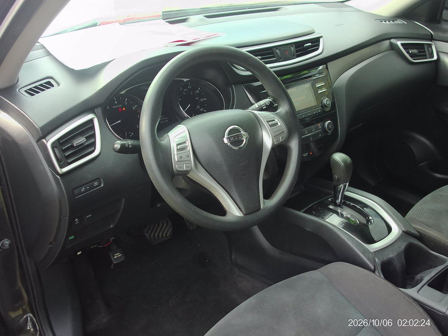 2016 Green Nissan Rogue S 2WD (KNMAT2MT5GP) with an 2.5L L4 DOHC 16V engine, CVT transmission, located at 2553 Airline Blvd, Portsmouth, VA, 23701, (757) 488-8331, 36.813889, -76.357597 - ***VEHICLE TERMS*** Down Payment: $799 Weekly Payment: $120 APR: 23.9% Repayment Terms: 42 Months *** CALL ELIZABETH SMITH - DIRECTOR OF MARKETING @ 757-488-8331 TO SCHEDULE YOUR APPOINTMENT TODAY AND GET PRE-APPROVED RIGHT OVER THE PHONE***- Photo#9