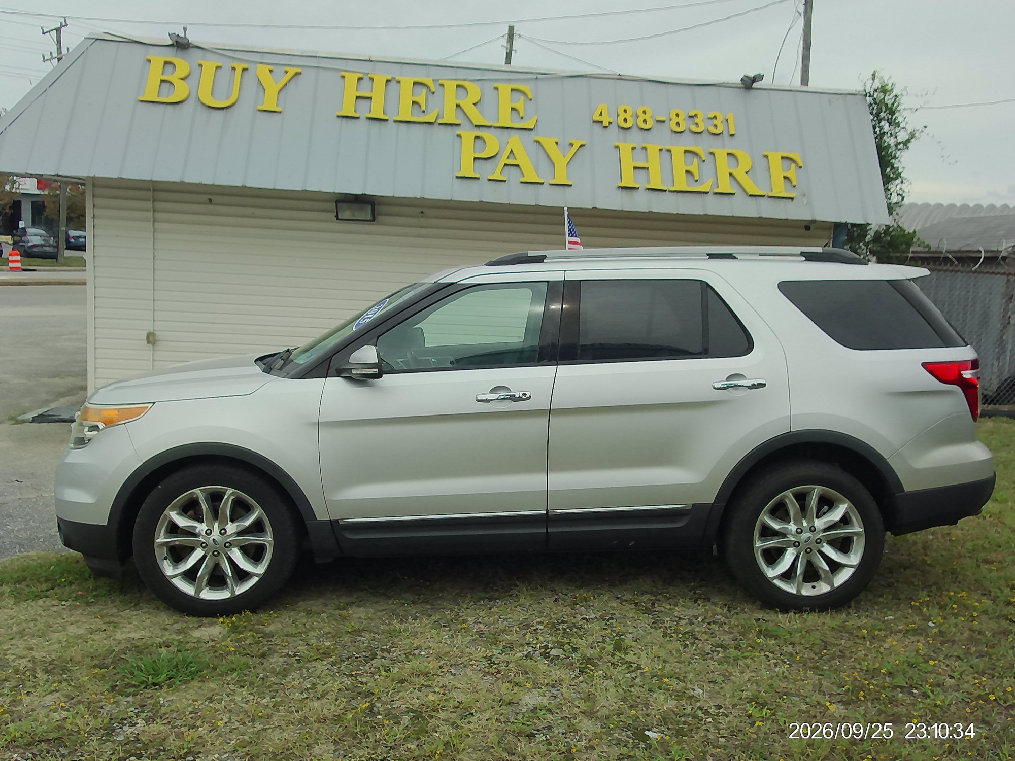 photo of 2015 Ford Explorer Limited FWD