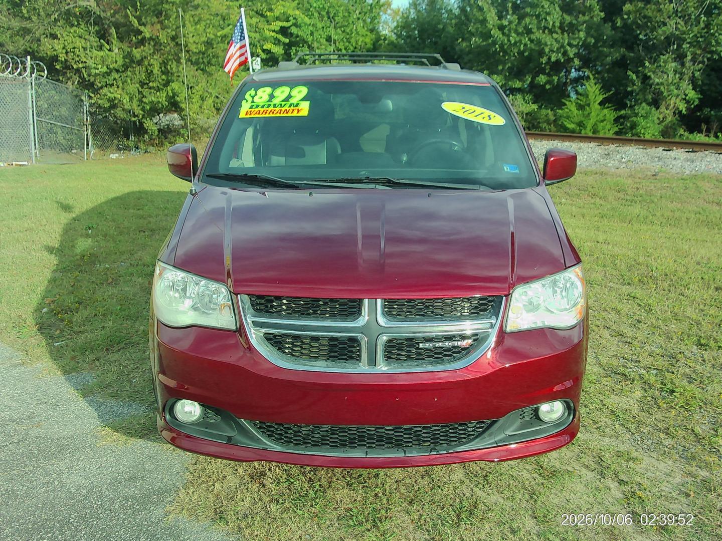 2018 Red Dodge Grand Caravan SXT (2C4RDGCG2JR) with an 3.6L V6 DOHC 24V engine, 6A transmission, located at 2553 Airline Blvd, Portsmouth, VA, 23701, (757) 488-8331, 36.813889, -76.357597 - ***VEHICLE TERMS*** Down Payment: $899 Weekly Payment: $120 APR: 23.9% Repayment Terms: 42 Months *** CALL ELIZABETH SMITH - DIRECTOR OF MARKETING @ 757-488-8331 TO SCHEDULE YOUR APPOINTMENT TODAY AND GET PRE-APPROVED RIGHT OVER THE PHONE***- Photo#2