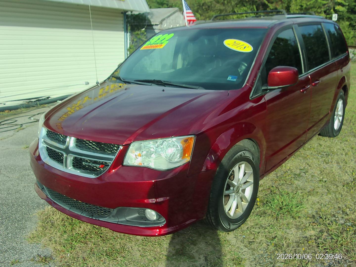 2018 Red Dodge Grand Caravan SXT (2C4RDGCG2JR) with an 3.6L V6 DOHC 24V engine, 6A transmission, located at 2553 Airline Blvd, Portsmouth, VA, 23701, (757) 488-8331, 36.813889, -76.357597 - ***VEHICLE TERMS*** Down Payment: $899 Weekly Payment: $120 APR: 23.9% Repayment Terms: 42 Months *** CALL ELIZABETH SMITH - DIRECTOR OF MARKETING @ 757-488-8331 TO SCHEDULE YOUR APPOINTMENT TODAY AND GET PRE-APPROVED RIGHT OVER THE PHONE***- Photo#1