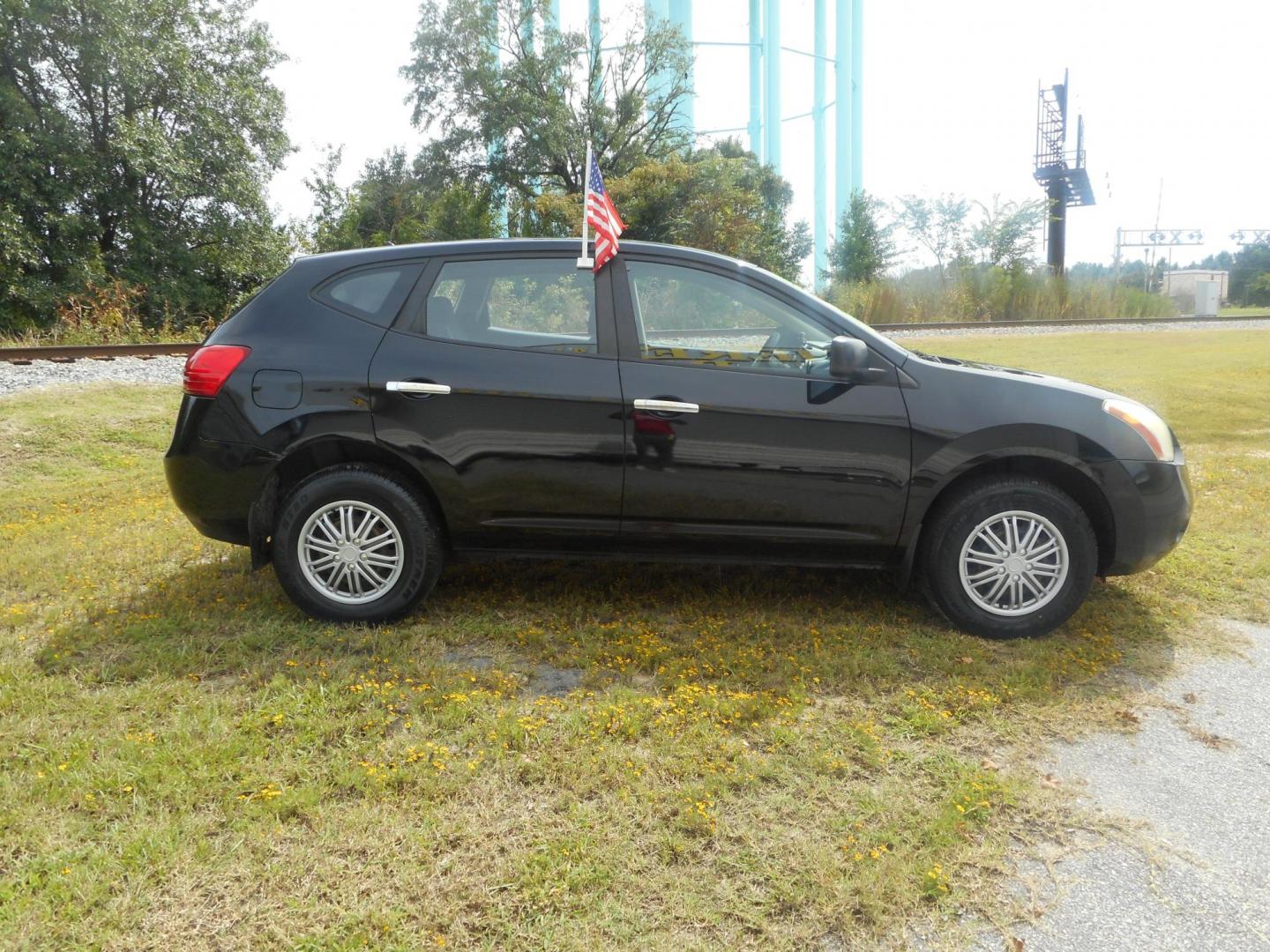 2010 Black Nissan Rogue S 2WD (JN8AS5MTXAW) with an 2.5L L4 DOHC 16V engine, CVT transmission, located at 2553 Airline Blvd, Portsmouth, VA, 23701, (757) 488-8331, 36.813889, -76.357597 - ***VEHICLE TERMS*** Down Payment: $999 Weekly Payment: $100 APR: 23.9% Repayment Terms: 42 Months ***CALL ELIZABETH SMITH - DIRECTOR OF MARKETING @ 757-488-8331 TO SCHEDULE YOUR APPOINTMENT TODAY AND GET PRE-APPROVED RIGHT OVER THE PHONE*** - Photo#4