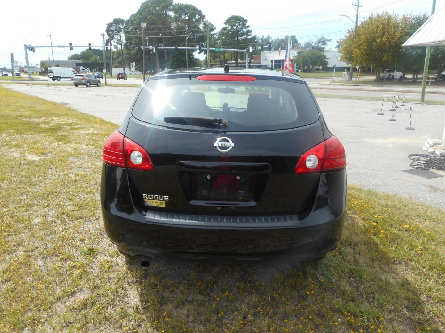 2010 Black Nissan Rogue S 2WD (JN8AS5MTXAW) with an 2.5L L4 DOHC 16V engine, CVT transmission, located at 2553 Airline Blvd, Portsmouth, VA, 23701, (757) 488-8331, 36.813889, -76.357597 - ***VEHICLE TERMS*** Down Payment: $999 Weekly Payment: $100 APR: 23.9% Repayment Terms: 42 Months ***CALL ELIZABETH SMITH - DIRECTOR OF MARKETING @ 757-488-8331 TO SCHEDULE YOUR APPOINTMENT TODAY AND GET PRE-APPROVED RIGHT OVER THE PHONE*** - Photo#6