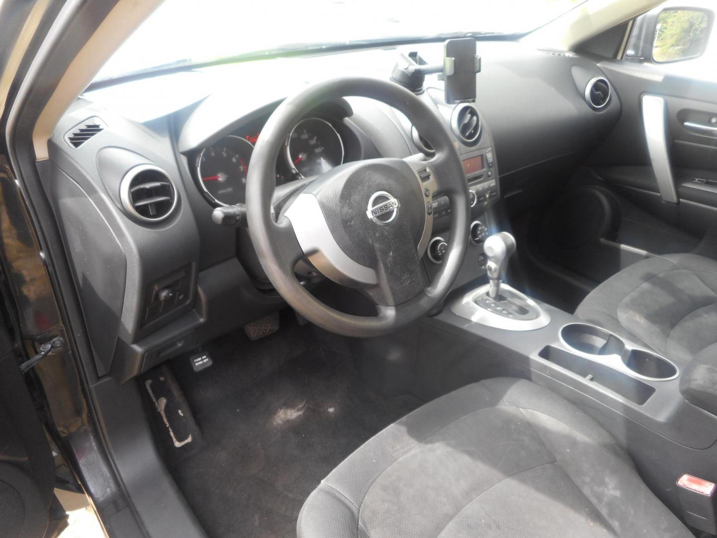 2010 Black Nissan Rogue S 2WD (JN8AS5MTXAW) with an 2.5L L4 DOHC 16V engine, CVT transmission, located at 2553 Airline Blvd, Portsmouth, VA, 23701, (757) 488-8331, 36.813889, -76.357597 - ***VEHICLE TERMS*** Down Payment: $999 Weekly Payment: $100 APR: 23.9% Repayment Terms: 42 Months ***CALL ELIZABETH SMITH - DIRECTOR OF MARKETING @ 757-488-8331 TO SCHEDULE YOUR APPOINTMENT TODAY AND GET PRE-APPROVED RIGHT OVER THE PHONE*** - Photo#9
