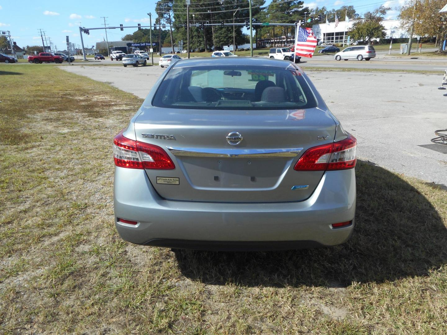 2014 Gray Nissan Sentra S 6MT (3N1AB7AP7EY) with an 1.8L L4 SFI DOHC 16V engine, 6-Speed Automatic transmission, located at 2553 Airline Blvd, Portsmouth, VA, 23701, (757) 488-8331, 36.813889, -76.357597 - ***VEHICLE TERMS*** Down Payment: $499 Weekly Payment: $60 APR: 23.9% Repayment Terms: 42 Months *** CALL 757-488-8331 TO SCHEDULE YOUR APPOINTMENT TODAY AND GET PRE-APPROVED RIGHT OVER THE PHONE*** - Photo#5