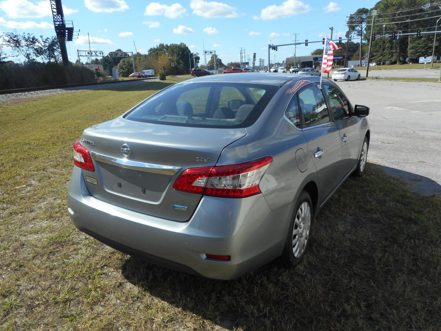 2014 Gray Nissan Sentra S 6MT (3N1AB7AP7EY) with an 1.8L L4 SFI DOHC 16V engine, 6-Speed Automatic transmission, located at 2553 Airline Blvd, Portsmouth, VA, 23701, (757) 488-8331, 36.813889, -76.357597 - ***VEHICLE TERMS*** Down Payment: $499 Weekly Payment: $60 APR: 23.9% Repayment Terms: 42 Months *** CALL 757-488-8331 TO SCHEDULE YOUR APPOINTMENT TODAY AND GET PRE-APPROVED RIGHT OVER THE PHONE*** - Photo#6