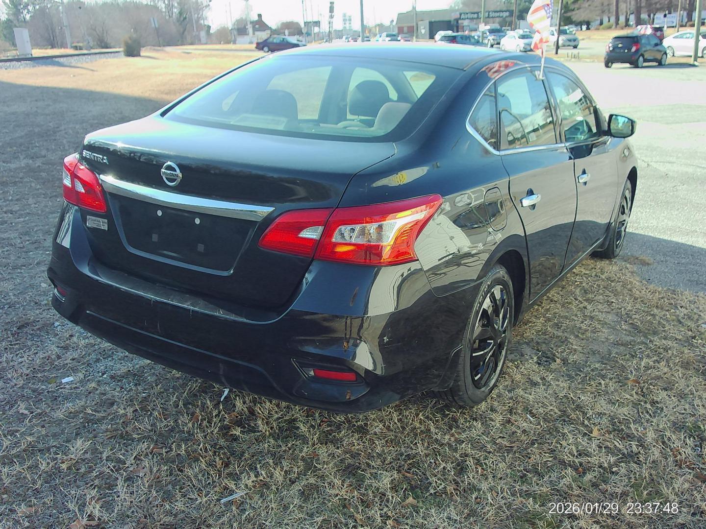 2017 Black Nissan Sentra S 6MT (3N1AB7AP8HY) with an 1.8L L4 SFI DOHC 16V engine, 6M transmission, located at 2553 Airline Blvd, Portsmouth, VA, 23701, (757) 488-8331, 36.813889, -76.357597 - ***VEHICLE TERMS*** Down Payment: $599 Weekly Payment: $90 APR: 23.9% Repayment Terms: 42 Months *** CALL ELIZABETH SMITH - DIRECTOR OF MARKETING @ 757-488-8331 TO SCHEDULE YOUR APPOINTMENT TODAY AND GET PRE-APPROVED RIGHT OVER THE PHONE*** - Photo#5
