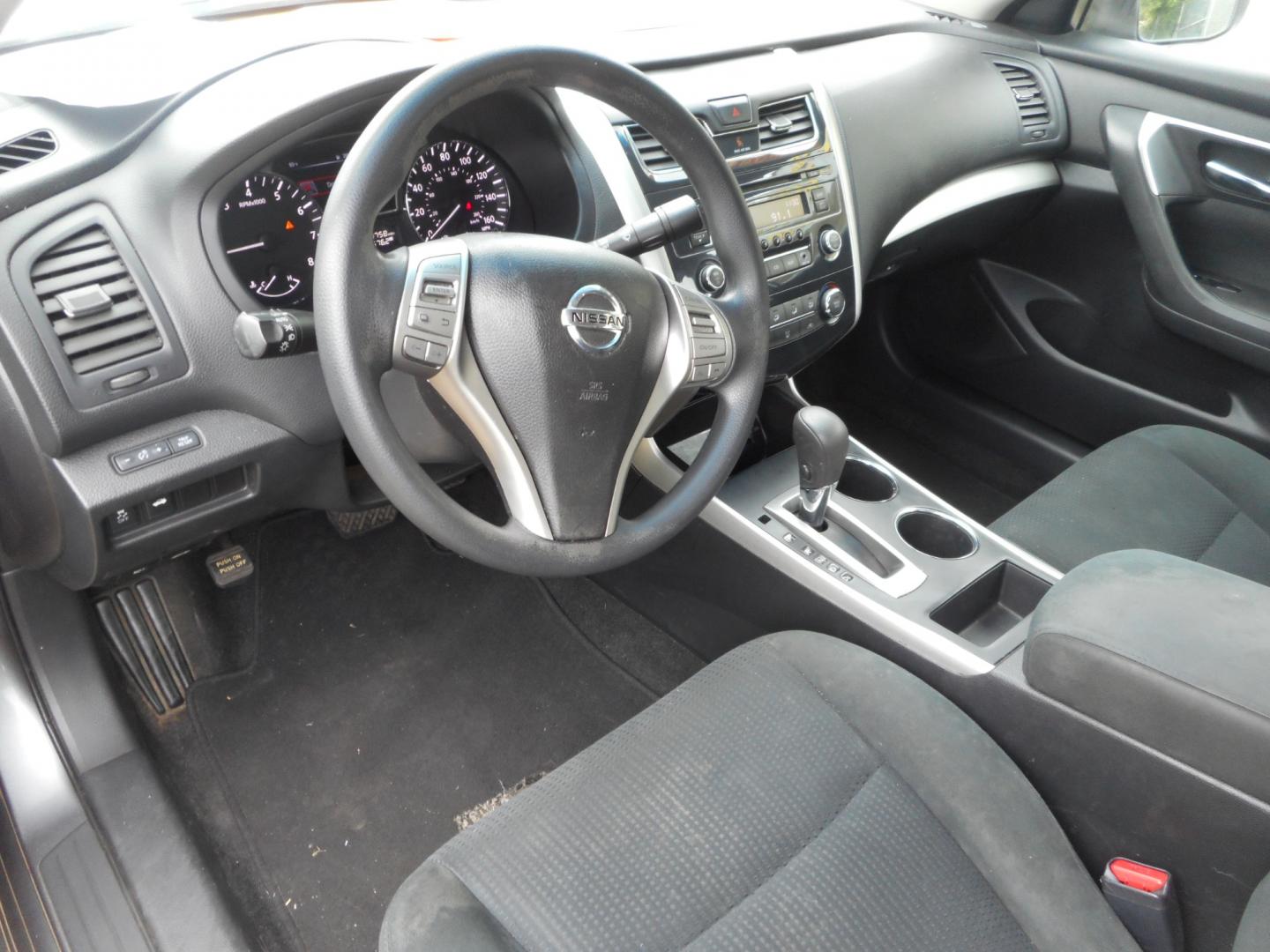 2015 Gray Nissan Altima (1N4AL3AP8FC) , located at 2553 Airline Blvd, Portsmouth, VA, 23701, (757) 488-8331, 36.813889, -76.357597 - ***VEHICLE TERMS*** Down Payment: $799 Weekly Payment: $100 APR: 23.9% Repayment Terms: 42 Months *** CALL ELIZABETH @ 757-488-8331 TO SCHEDULE YOUR APPOINTMENT TODAY AND GET PRE-APPROVED RIGHT OVER THE PHONE*** - Photo#9