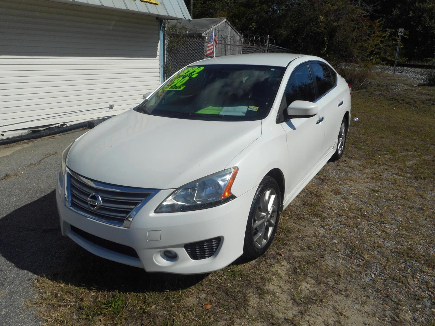 2013 Nissan Sentra S 6MT (3N1AB7AP3DL) with an 2.0L L4 DOHC 16V engine, 6-Speed Manual transmission, located at 2553 Airline Blvd, Portsmouth, VA, 23701, (757) 488-8331, 36.813889, -76.357597 - Photo#0