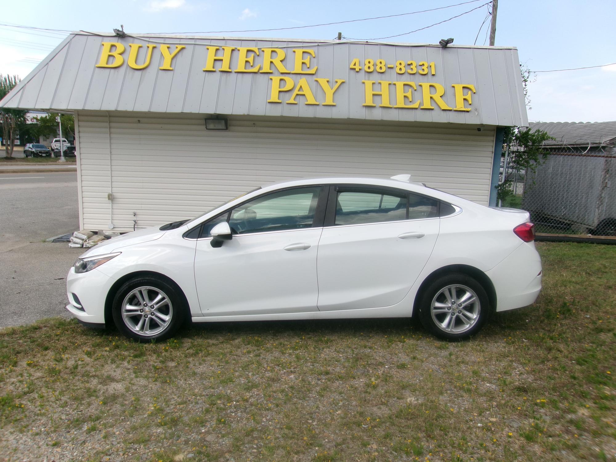 photo of 2018 Chevrolet Cruze LT Auto