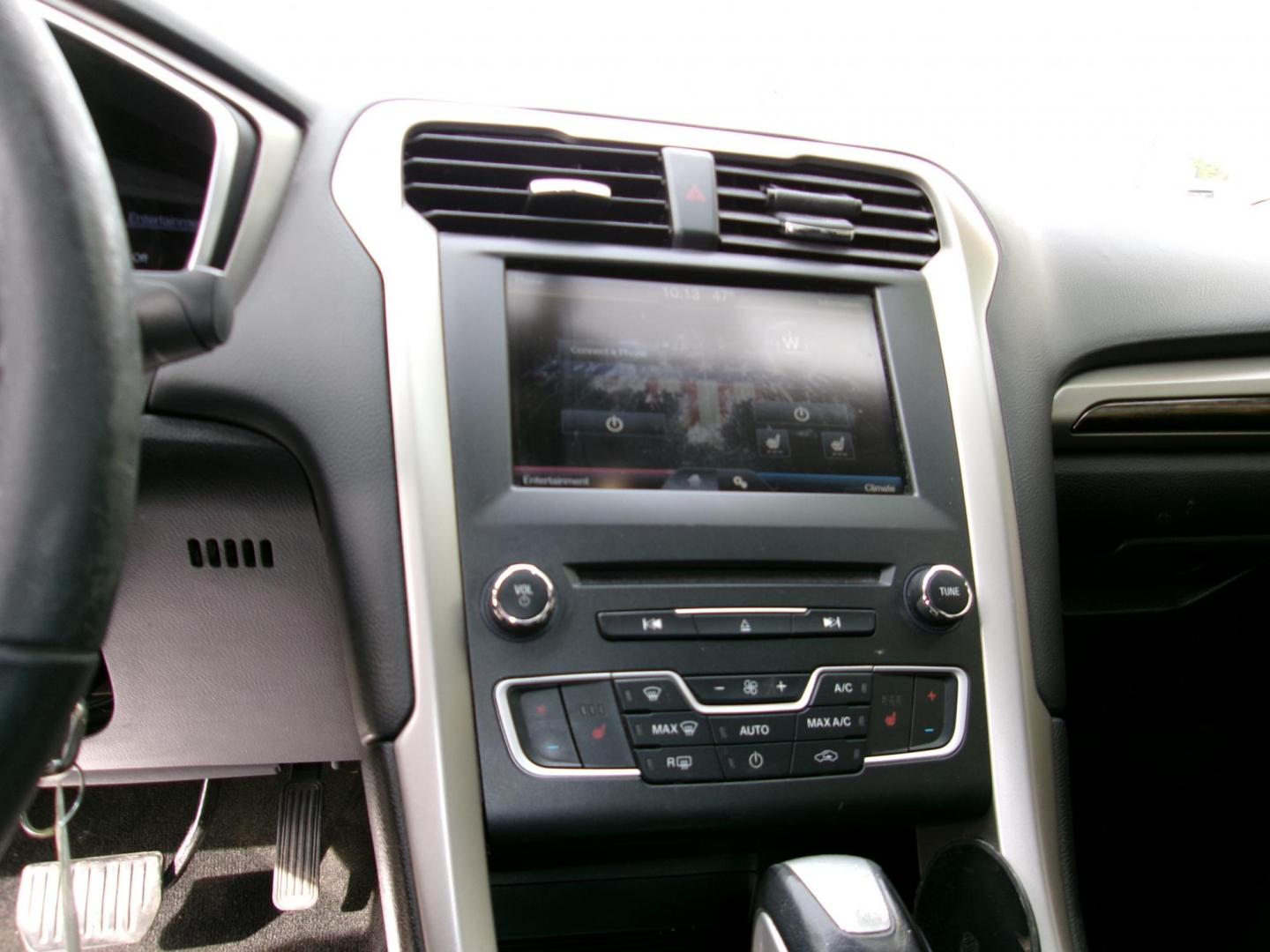 2016 Gray Ford Fusion SE AWD (3FA6P0T97GR) with an 2.0L L4 DOHC 16V engine, 6A transmission, located at 2553 Airline Blvd, Portsmouth, VA, 23701, (757) 488-8331, 36.813889, -76.357597 - ***VEHICLE TERMS*** Down Payment: $899 Weekly Payment: $110 APR: 23.9% Repayment Terms: 42 Months *** CALL ELIZABETH SMITH - DIRECTOR OF MARKETING @ 757-488-8331 TO SCHEDULE YOUR APPOINTMENT TODAY AND GET PRE-APPROVED RIGHT OVER THE PHONE*** - Photo#10