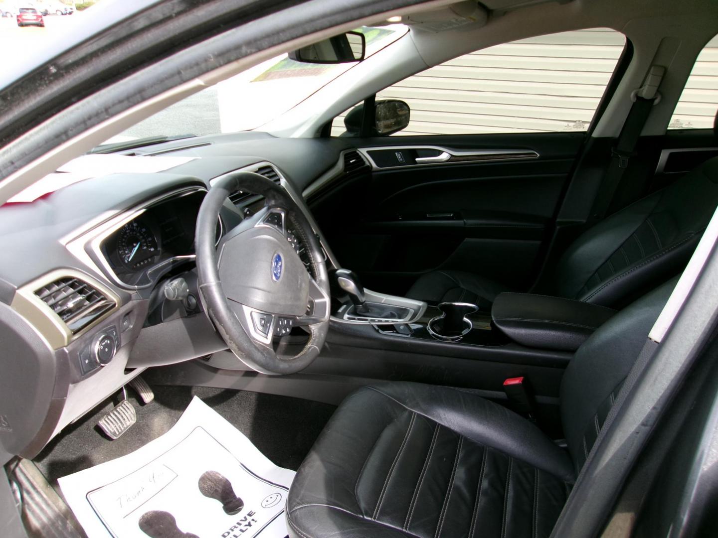 2016 Gray Ford Fusion SE AWD (3FA6P0T97GR) with an 2.0L L4 DOHC 16V engine, 6A transmission, located at 2553 Airline Blvd, Portsmouth, VA, 23701, (757) 488-8331, 36.813889, -76.357597 - ***VEHICLE TERMS*** Down Payment: $899 Weekly Payment: $110 APR: 23.9% Repayment Terms: 42 Months *** CALL ELIZABETH SMITH - DIRECTOR OF MARKETING @ 757-488-8331 TO SCHEDULE YOUR APPOINTMENT TODAY AND GET PRE-APPROVED RIGHT OVER THE PHONE*** - Photo#9