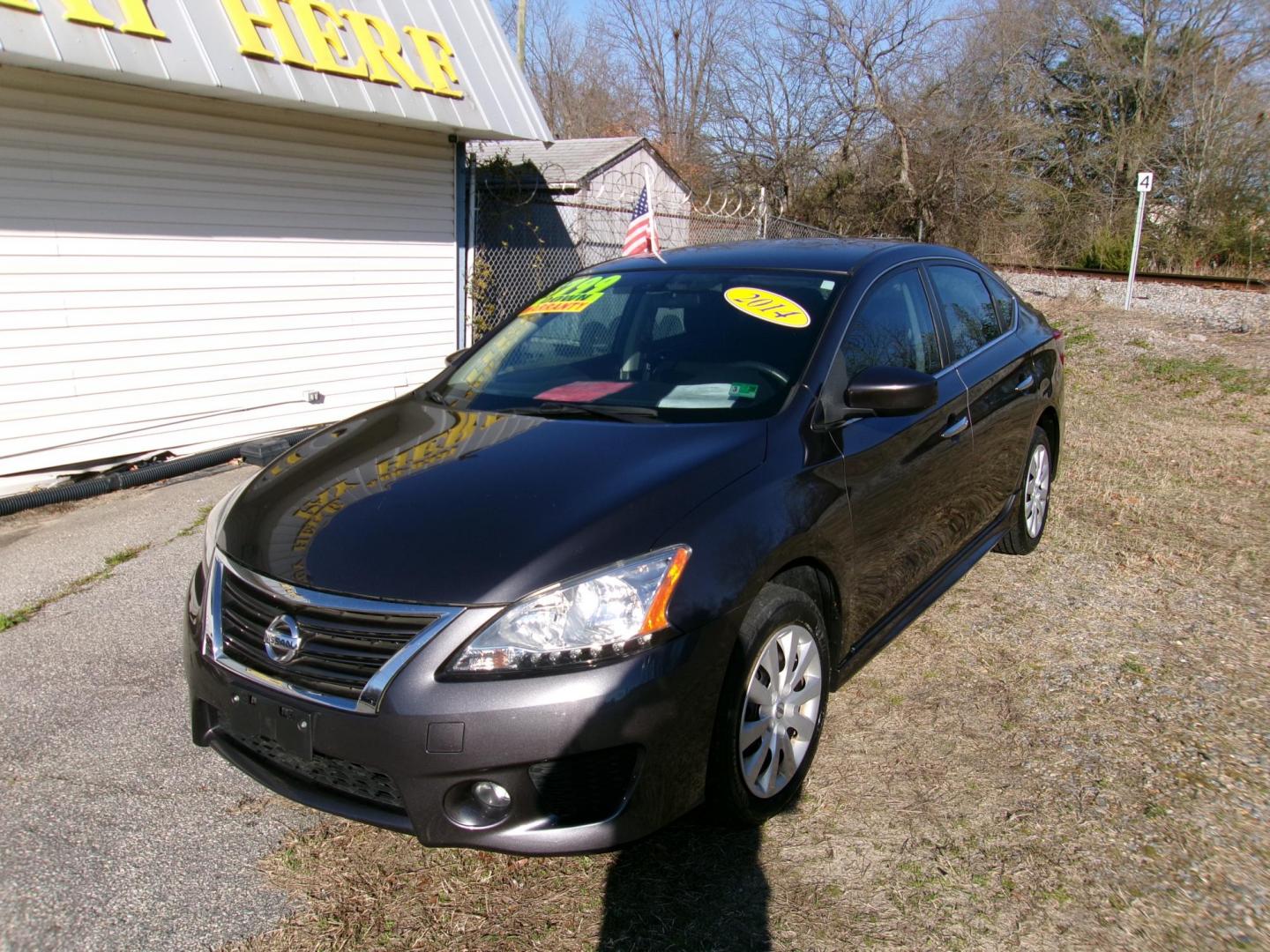 2014 Nissan Sentra S 6MT (3N1AB7APXEY) with an 1.8L L4 SFI DOHC 16V engine, 6-Speed Automatic transmission, located at 2553 Airline Blvd, Portsmouth, VA, 23701, (757) 488-8331, 36.813889, -76.357597 - Down Payment: $799 Weekly Payment: $105 APR: 23.9% Repayment Terms: 42 Months ***CALL ELIZABETH SMITH - DIRECTOR OF MARKETING @ 757-488-8331 TO SCHEDULE YOUR APPOINTMENT TODAY AND GET PRE-APPROVED RIGHT OVER THE PHONE*** - Photo#0