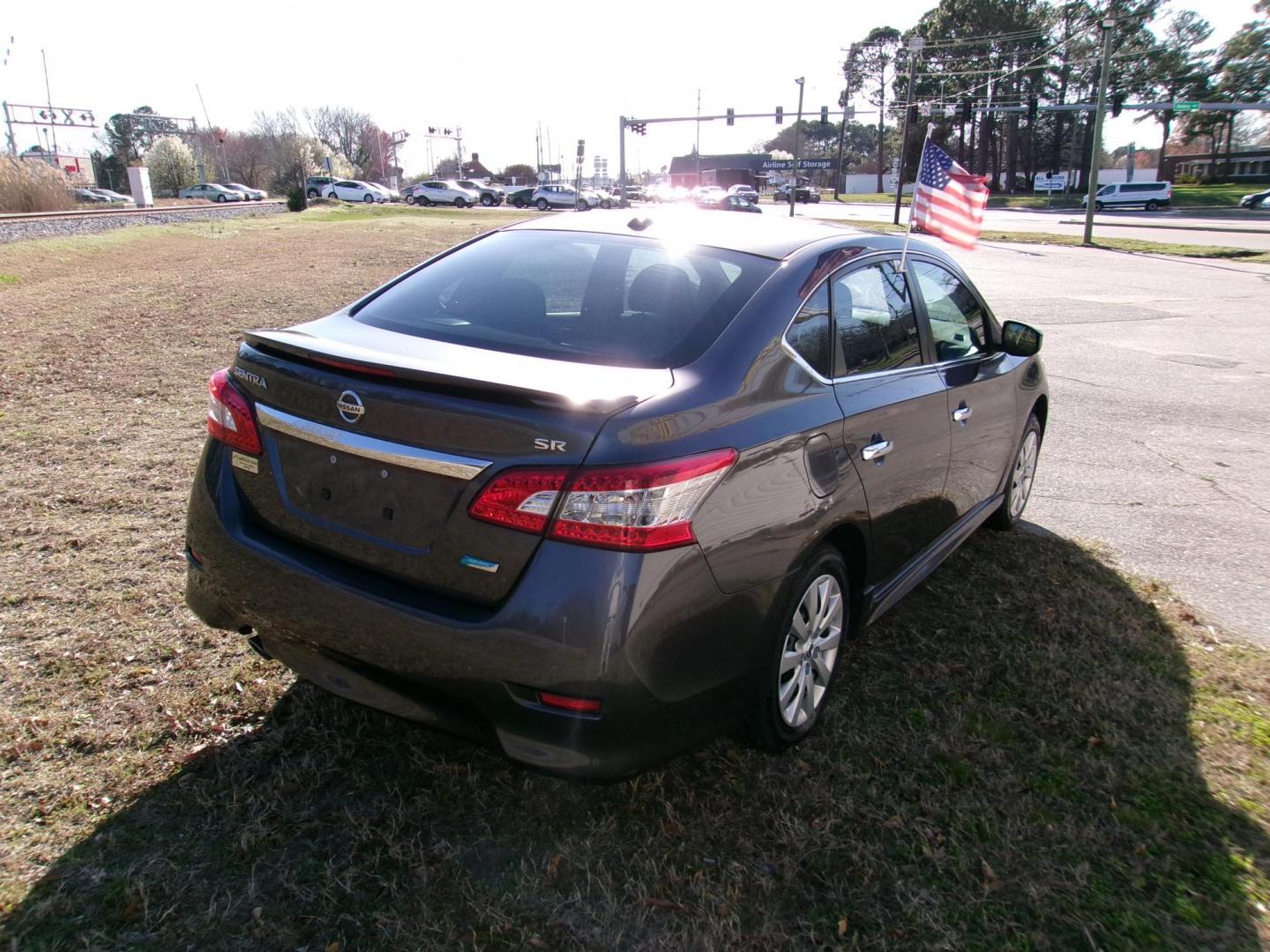 2014 Nissan Sentra S 6MT (3N1AB7APXEY) with an 1.8L L4 SFI DOHC 16V engine, 6-Speed Automatic transmission, located at 2553 Airline Blvd, Portsmouth, VA, 23701, (757) 488-8331, 36.813889, -76.357597 - Down Payment: $799 Weekly Payment: $105 APR: 23.9% Repayment Terms: 42 Months ***CALL ELIZABETH SMITH - DIRECTOR OF MARKETING @ 757-488-8331 TO SCHEDULE YOUR APPOINTMENT TODAY AND GET PRE-APPROVED RIGHT OVER THE PHONE*** - Photo#5
