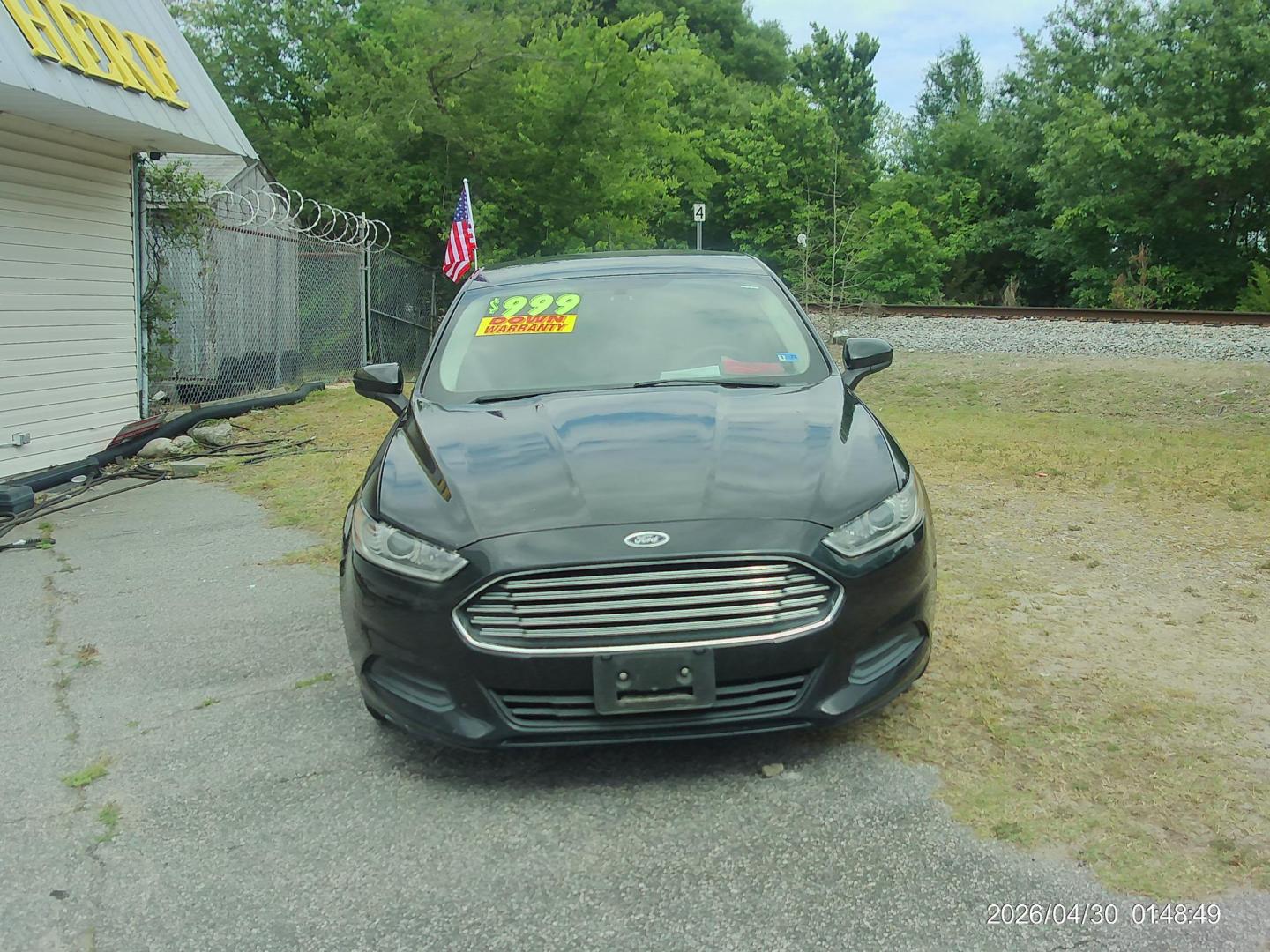 2015 Gray Ford Fusion S (3FA6P0G7XFR) with an 2.5L L4 DOHC 16V engine, located at 2553 Airline Blvd, Portsmouth, VA, 23701, (757) 488-8331, 36.813889, -76.357597 - ***VEHICLE TERMS*** Down Payment: $699 Weekly Payment: $105 APR: 23.9% Repayment Terms: 42 Months *** CALL ELIZABETH SMITH - DIRECTOR OF MARKETING @ 757-488-8331 TO SCHEDULE YOUR APPOINTMENT TODAY AND GET PRE-APPROVED RIGHT OVER THE PHONE*** - Photo#2