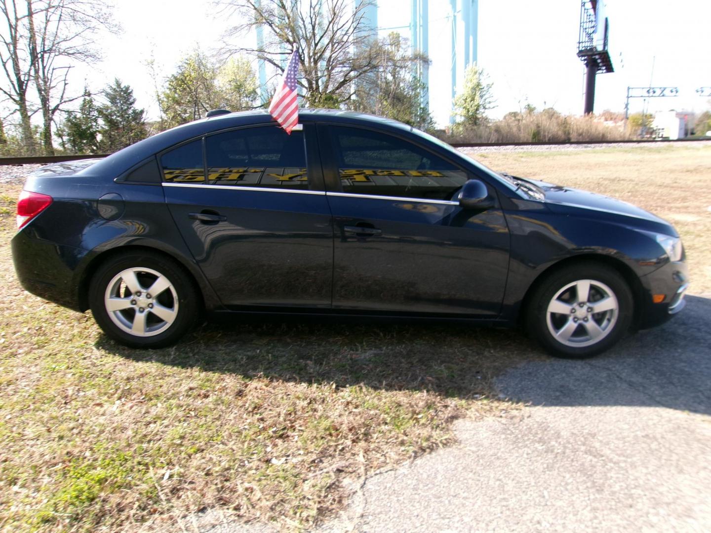 2016 Black Chevrolet Cruze 2LT Auto (1G1PE5SB8G7) with an 1.4L L4 DOHC 16V TURBO engine, 6-Speed Automatic transmission, located at 2553 Airline Blvd, Portsmouth, VA, 23701, (757) 488-8331, 36.813889, -76.357597 - ***VEHICLE TERMS*** Down Payment: $999 Weekly Payment: $115 APR: 23.9% Repayment Terms: 42 Months *** CALL ELIZABETH SMITH - DIRECTOR OF MARKETING @ 757-488-8331 TO SCHEDULE YOUR APPOINTMENT TODAY AND GET PRE-APPROVED RIGHT OVER THE PHONE*** - Photo#5