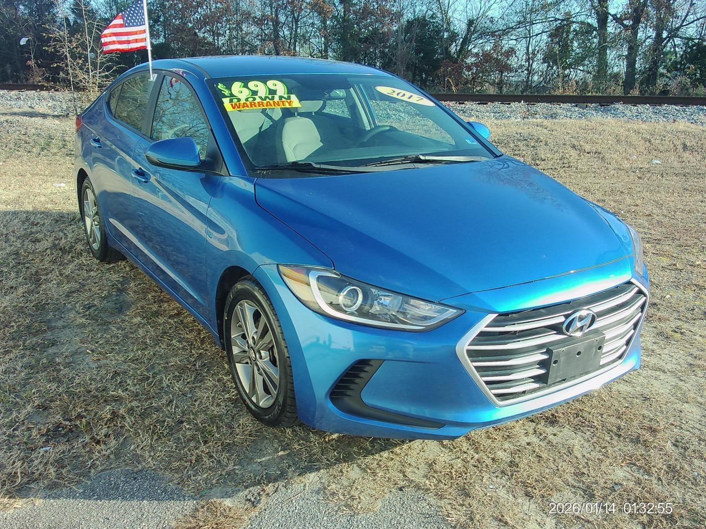 2017 Blue Hyundai Elantra Limited (5NPD84LF4HH) with an 1.8L L4 DOHC 16V engine, 6A transmission, located at 2553 Airline Blvd, Portsmouth, VA, 23701, (757) 488-8331, 36.813889, -76.357597 - Photo#3