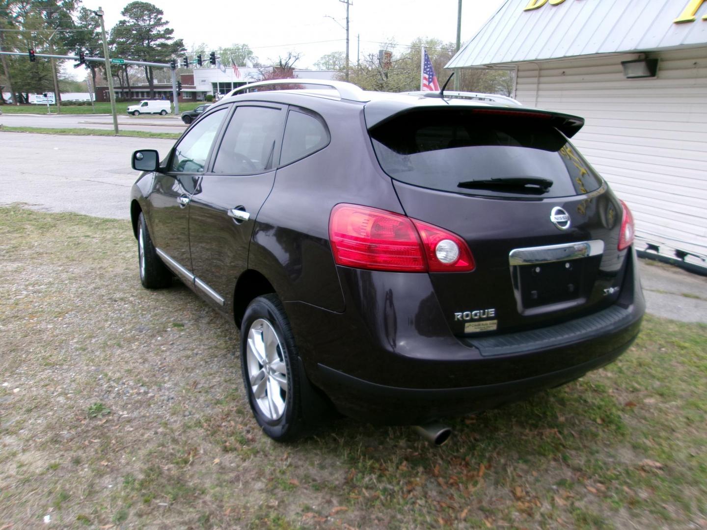 2013 Purple Nissan Rogue S AWD (JN8AS5MV6DW) with an 2.5L L4 DOHC 16V engine, Continuously Variable Transmission transmission, located at 2553 Airline Blvd, Portsmouth, VA, 23701, (757) 488-8331, 36.813889, -76.357597 - ***VEHICLE TERMS*** Down Payment: $999 Weekly Payment: $110 APR: 23.9% Repayment Terms: 42 Months *** CALL ELIZABETH SMITH - DIRECTOR OF MARKETING @ 757-488-8331 TO SCHEDULE YOUR APPOINTMENT TODAY AND GET PRE-APPROVED RIGHT OVER THE PHONE*** - Photo#6