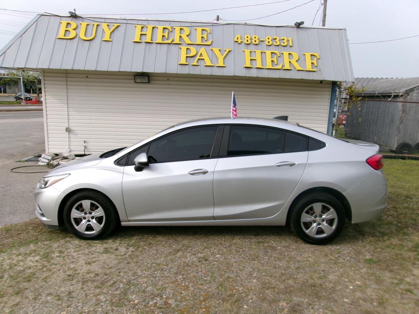 2018 Silver Chevrolet Cruze LS Auto (1G1BC5SM4J7) with an 1.4L L4 DOHC 16V TURBO engine, 6A transmission, located at 2553 Airline Blvd, Portsmouth, VA, 23701, (757) 488-8331, 36.813889, -76.357597 - Photo#0