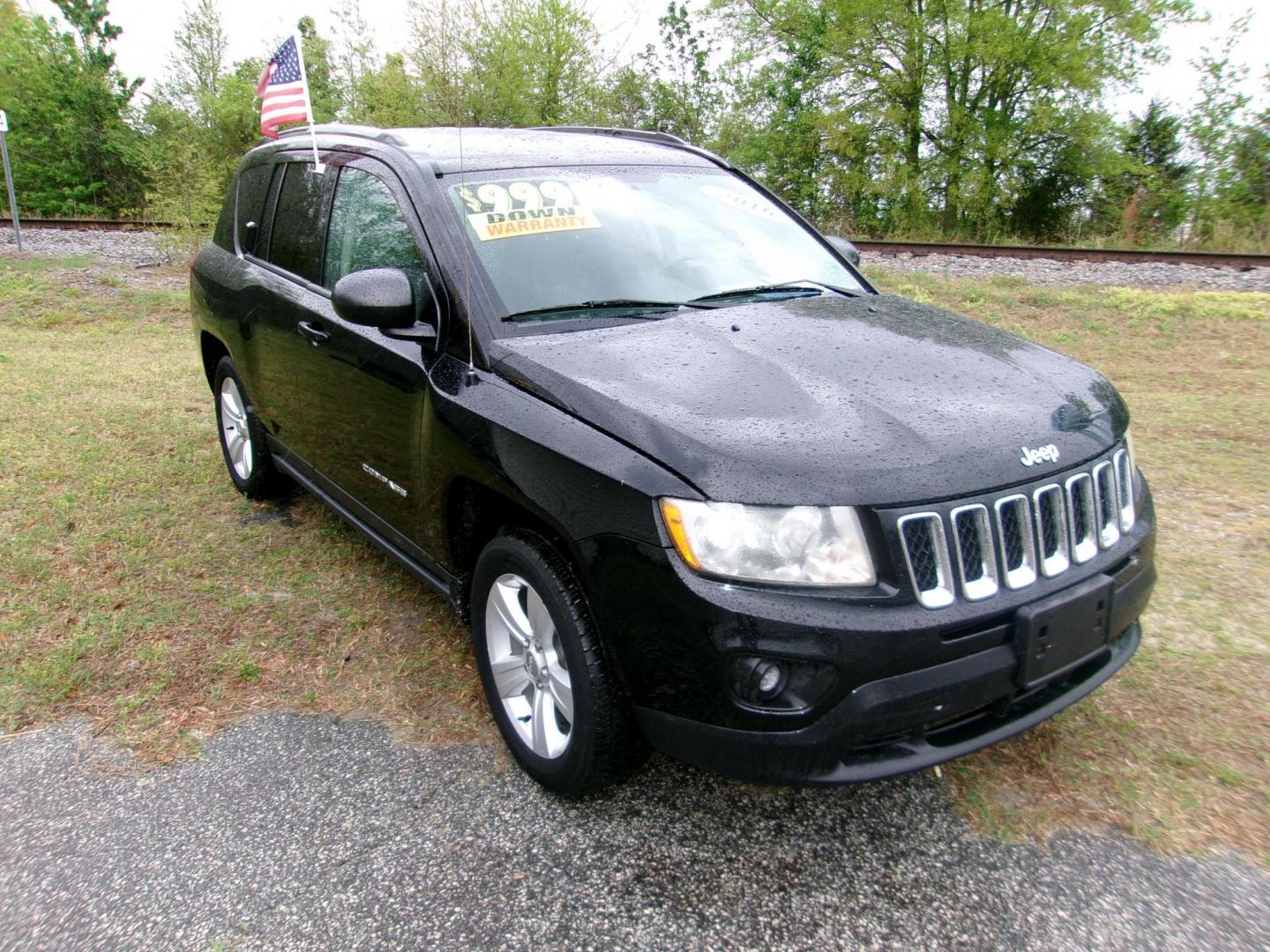 2016 Black Jeep Compass Sport FWD (1C4NJCBA4GD) with an 2.0L L4 DOHC 16V engine, located at 2553 Airline Blvd, Portsmouth, VA, 23701, (757) 488-8331, 36.813889, -76.357597 - ***VEHICLE TERMS*** Down Payment: $999 Weekly Payment: $110 APR: 23.9% Repayment Terms: 42 Months *** CALL ELIZABETH SMITH - DIRECTOR OF MARKETING @ 757-488-8331 TO SCHEDULE YOUR APPOINTMENT TODAY AND GET PRE-APPROVED RIGHT OVER THE PHONE*** - Photo#4