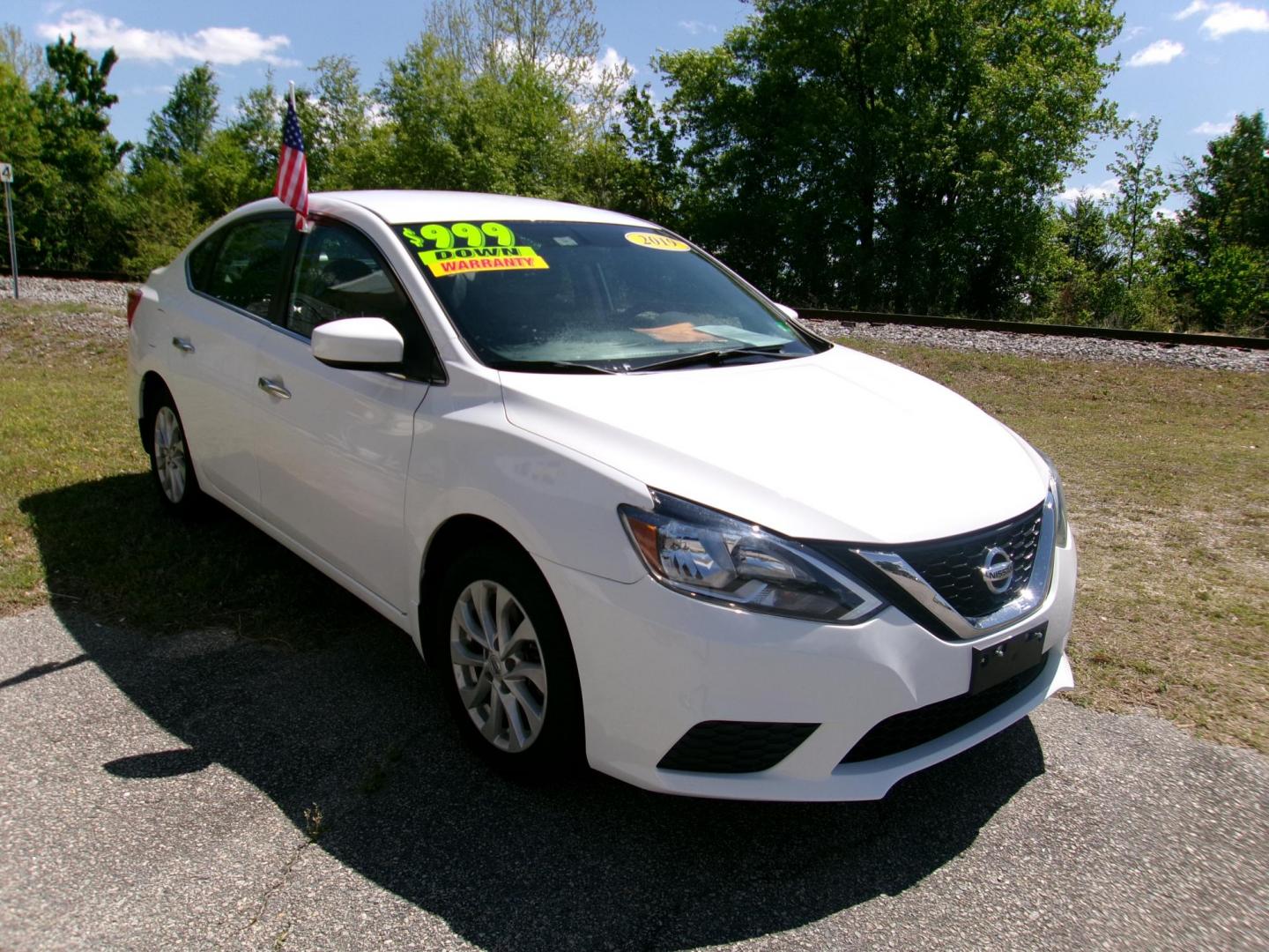 2019 White Nissan Sentra S CVT (3N1AB7AP5KY) with an 1.8L L4 SFI DOHC 16V engine, CVT transmission, located at 2553 Airline Blvd, Portsmouth, VA, 23701, (757) 488-8331, 36.813889, -76.357597 - Photo#2
