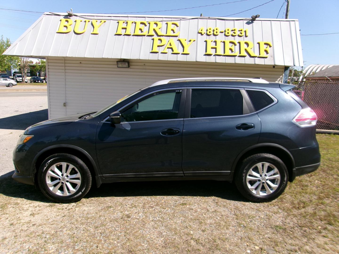 2015 Blue Nissan Rogue S AWD (5N1AT2MV1FC) with an 2.5L L4 DOHC 16V engine, Continuously Variable Transmission transmission, located at 2553 Airline Blvd, Portsmouth, VA, 23701, (757) 488-8331, 36.813889, -76.357597 - ***VEHICLE TERMS*** Down Payment: $999 Weekly Payment: $120 APR: 23.9% Repayment Terms: 42 Months *** CALL ELIZABETH SMITH - DIRECTOR OF MARKETING @ 757-488-8331 TO SCHEDULE YOUR APPOINTMENT TODAY AND GET PRE-APPROVED RIGHT OVER THE PHONE*** - Photo#0