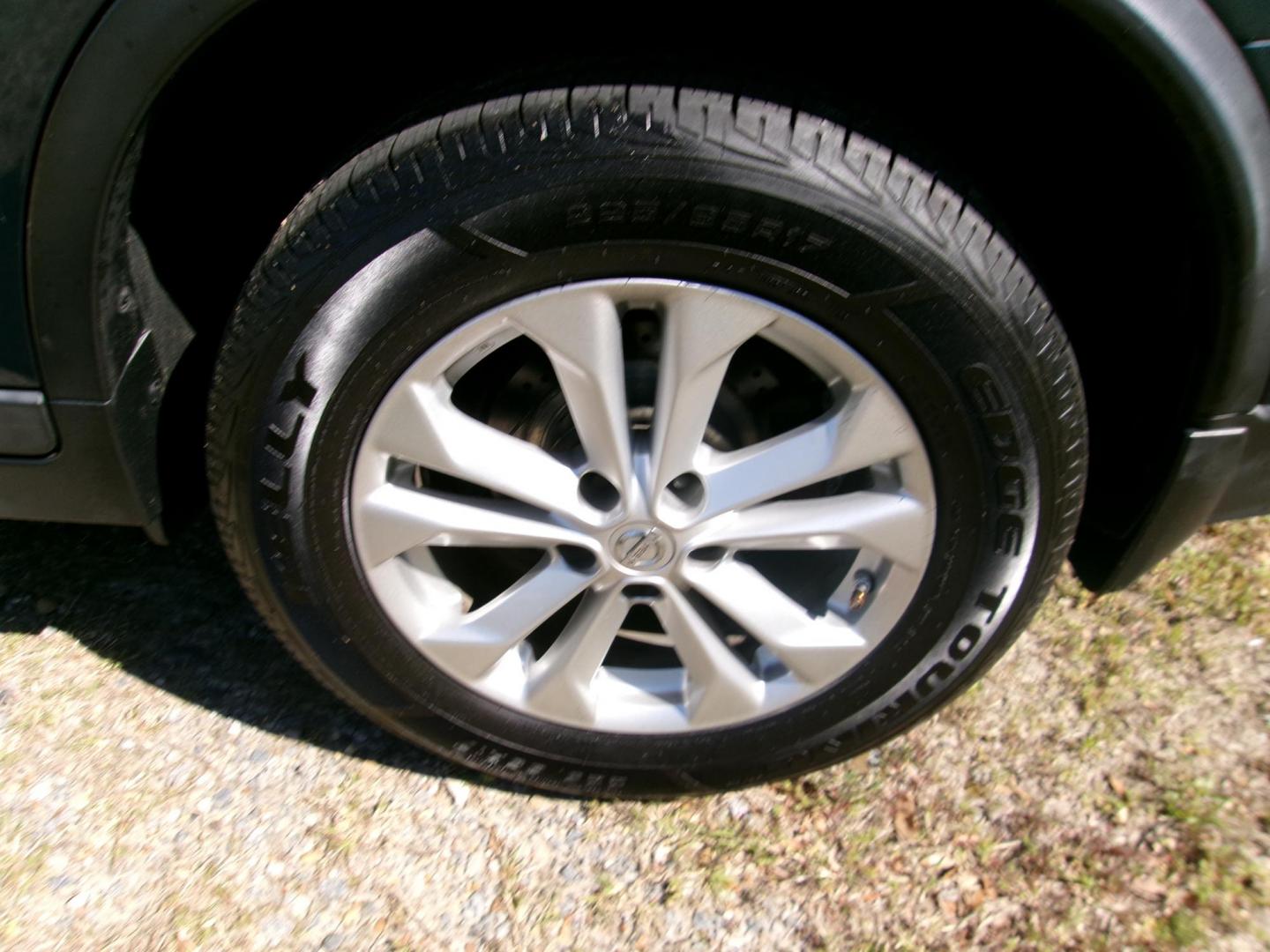 2015 Blue Nissan Rogue S AWD (5N1AT2MV1FC) with an 2.5L L4 DOHC 16V engine, Continuously Variable Transmission transmission, located at 2553 Airline Blvd, Portsmouth, VA, 23701, (757) 488-8331, 36.813889, -76.357597 - ***VEHICLE TERMS*** Down Payment: $999 Weekly Payment: $120 APR: 23.9% Repayment Terms: 42 Months *** CALL ELIZABETH SMITH - DIRECTOR OF MARKETING @ 757-488-8331 TO SCHEDULE YOUR APPOINTMENT TODAY AND GET PRE-APPROVED RIGHT OVER THE PHONE*** - Photo#8