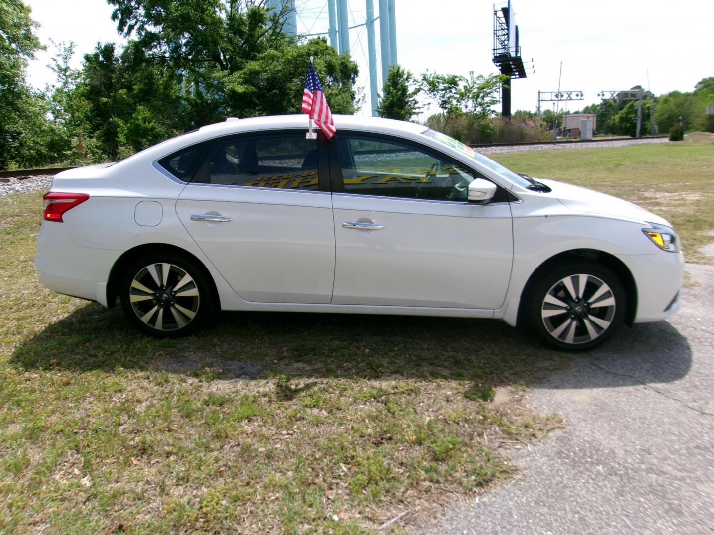 2017 White Nissan Sentra S 6MT (3N1AB7AP0HY) with an 1.8L L4 SFI DOHC 16V engine, 6M transmission, located at 2553 Airline Blvd, Portsmouth, VA, 23701, (757) 488-8331, 36.813889, -76.357597 - ***VEHICLE TERMS*** Down Payment: $999 Weekly Payment: $120 APR: 23.9% Repayment Terms: 42 Months *** CALL ELIZABETH SMITH - DIRECTOR OF MARKETING @ 757-488-8331 TO SCHEDULE YOUR APPOINTMENT TODAY AND GET PRE-APPROVED RIGHT OVER THE PHONE*** - Photo#6
