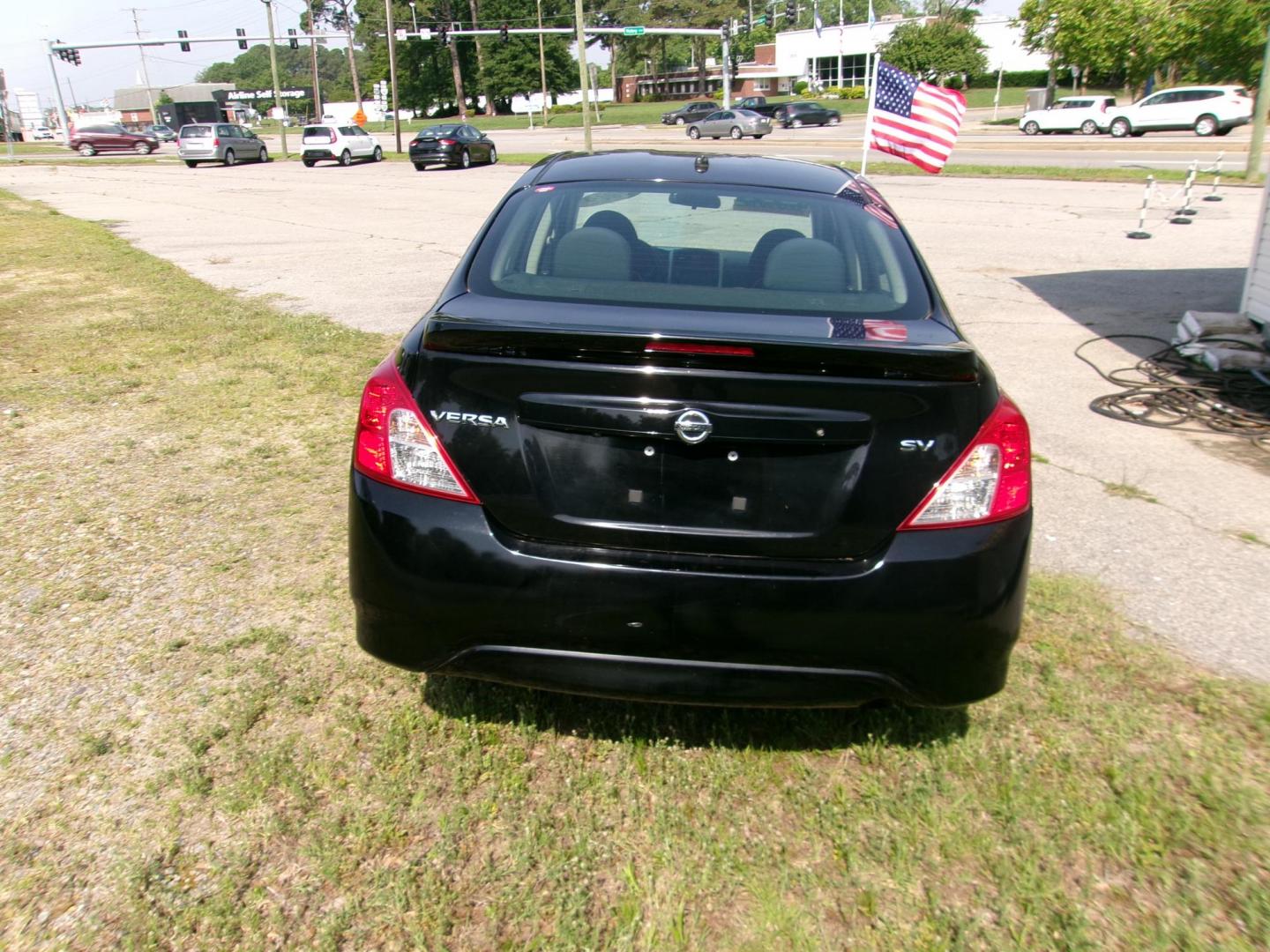 2019 Black Nissan Versa 1.6 SV Sedan (3N1CN7AP5KL) with an 1.6L L4 DOHC 16V engine, CVT transmission, located at 2553 Airline Blvd, Portsmouth, VA, 23701, (757) 488-8331, 36.813889, -76.357597 - ***VEHICLE TERMS*** Down Payment: $999 Weekly Payment: $115 APR: 23.9% Repayment Terms: 42 Months *** CALL ELIZABETH SMITH - DIRECTOR OF MARKETING @ 757-488-8331 TO SCHEDULE YOUR APPOINTMENT TODAY AND GET PRE-APPROVED RIGHT OVER THE PHONE*** - Photo#6