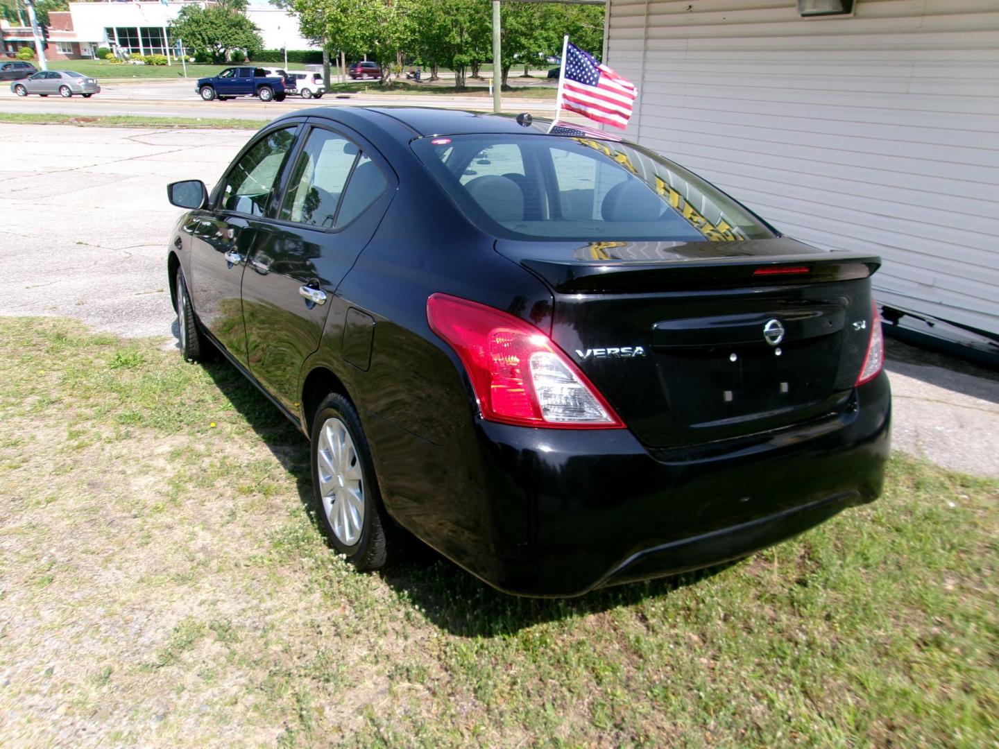 2019 Black Nissan Versa 1.6 SV Sedan (3N1CN7AP5KL) with an 1.6L L4 DOHC 16V engine, CVT transmission, located at 2553 Airline Blvd, Portsmouth, VA, 23701, (757) 488-8331, 36.813889, -76.357597 - ***VEHICLE TERMS*** Down Payment: $999 Weekly Payment: $115 APR: 23.9% Repayment Terms: 42 Months *** CALL ELIZABETH SMITH - DIRECTOR OF MARKETING @ 757-488-8331 TO SCHEDULE YOUR APPOINTMENT TODAY AND GET PRE-APPROVED RIGHT OVER THE PHONE*** - Photo#7