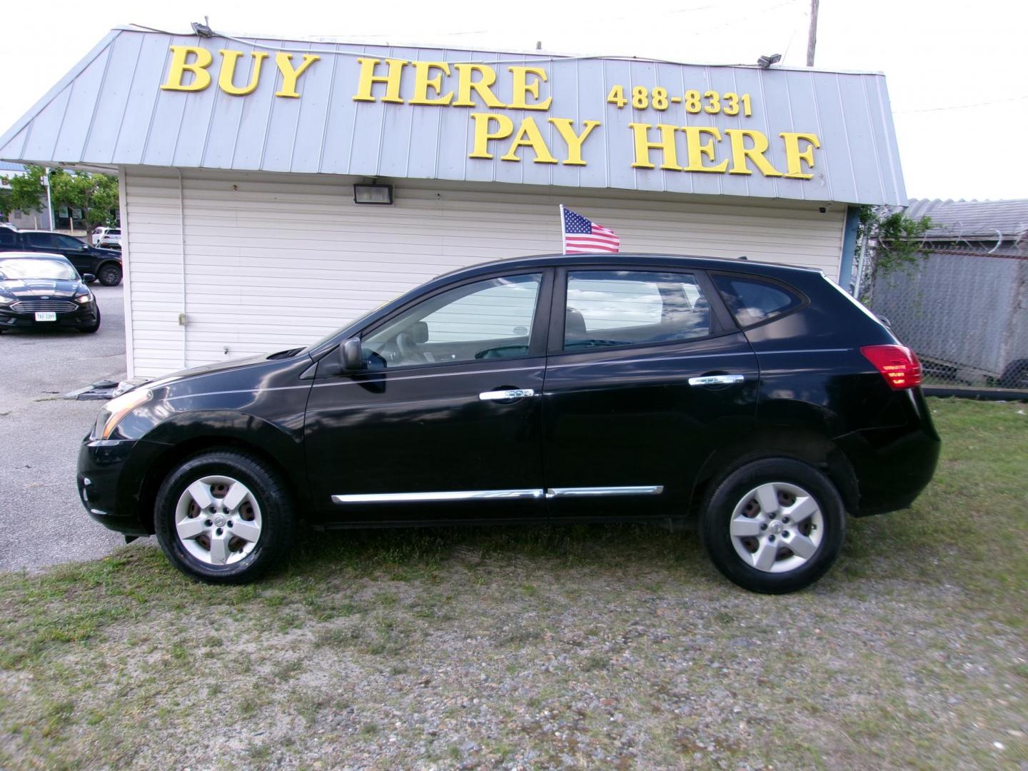 2015 Black Nissan Rogue Select S 2WD (JN8AS5MTXFW) with an 2.5L L4 DOHC 16V engine, Continuously Variable Transmission transmission, located at 2553 Airline Blvd, Portsmouth, VA, 23701, (757) 488-8331, 36.813889, -76.357597 - ***VEHICLE TERMS*** Down Payment: $799 Weekly Payment: $115 APR: 23.9% Repayment Terms: 42 Months *** CALL ELIZABETH SMITH - DIRECTOR OF MARKETING @ 757-488-8331 TO SCHEDULE YOUR APPOINTMENT TODAY AND GET PRE-APPROVED RIGHT OVER THE PHONE*** - Photo#0