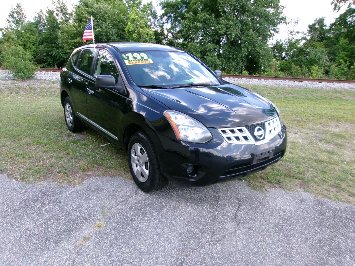 2015 Black Nissan Rogue Select S 2WD (JN8AS5MTXFW) with an 2.5L L4 DOHC 16V engine, Continuously Variable Transmission transmission, located at 2553 Airline Blvd, Portsmouth, VA, 23701, (757) 488-8331, 36.813889, -76.357597 - ***VEHICLE TERMS*** Down Payment: $799 Weekly Payment: $115 APR: 23.9% Repayment Terms: 42 Months *** CALL ELIZABETH SMITH - DIRECTOR OF MARKETING @ 757-488-8331 TO SCHEDULE YOUR APPOINTMENT TODAY AND GET PRE-APPROVED RIGHT OVER THE PHONE*** - Photo#3