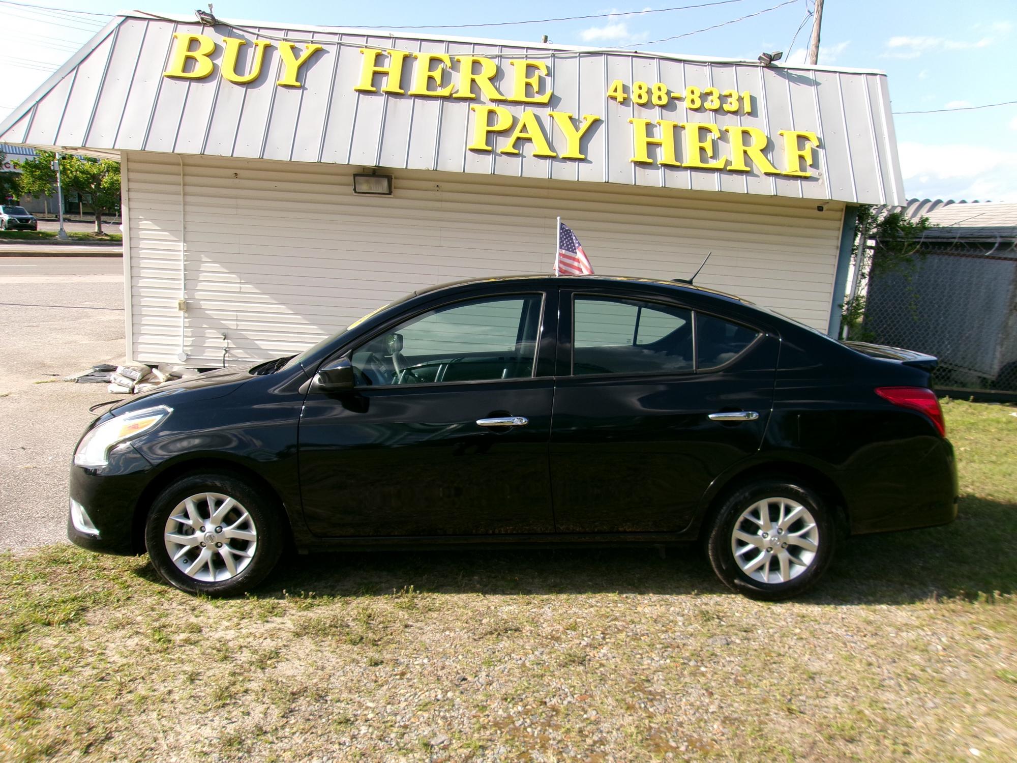photo of 2018 Nissan Versa 1.6 SL Sedan