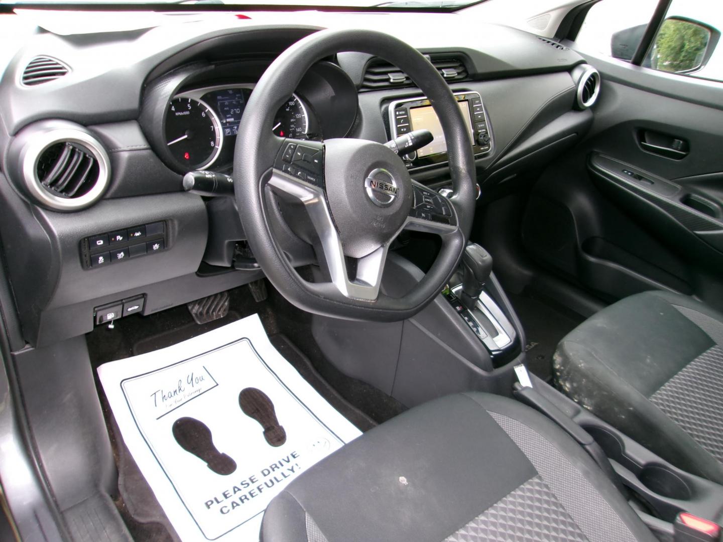 2020 gray Nissan Versa S CVT (3N1CN8DV0LL) with an 1.6L L4 DOHC 16V engine, CVT transmission, located at 2553 Airline Blvd, Portsmouth, VA, 23701, (757) 488-8331, 36.813889, -76.357597 - Photo#9