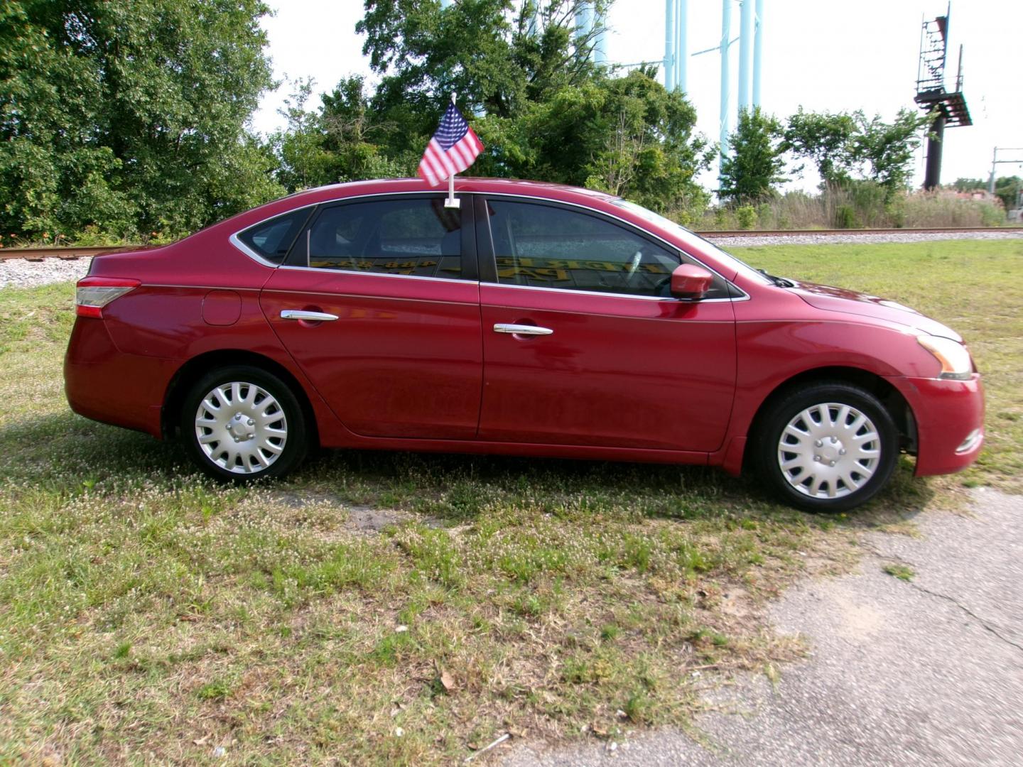 2013 Red Nissan Sentra S 6MT (3N1AB7AP4DL) with an 2.0L L4 DOHC 16V engine, 6-Speed Automatic transmission, located at 2553 Airline Blvd, Portsmouth, VA, 23701, (757) 488-8331, 36.813889, -76.357597 - ***VEHICLE TERMS*** Down Payment: $499 Weekly Payment: $90 APR: 23.9% Repayment Terms: 42 Months *** CALL ELIZABETH SMITH - DIRECTOR OF MARKETING @ 757-488-8331 TO SCHEDULE YOUR APPOINTMENT TODAY AND GET PRE-APPROVED RIGHT OVER THE PHONE*** - Photo#4